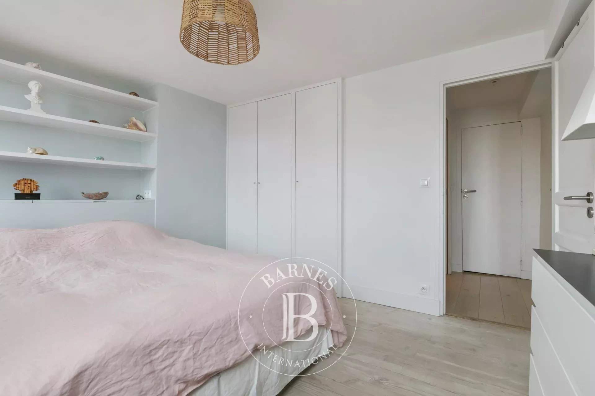 Saint-Germain-en-Laye  - Appartement 4 Pièces 2 Chambres - picture 7
