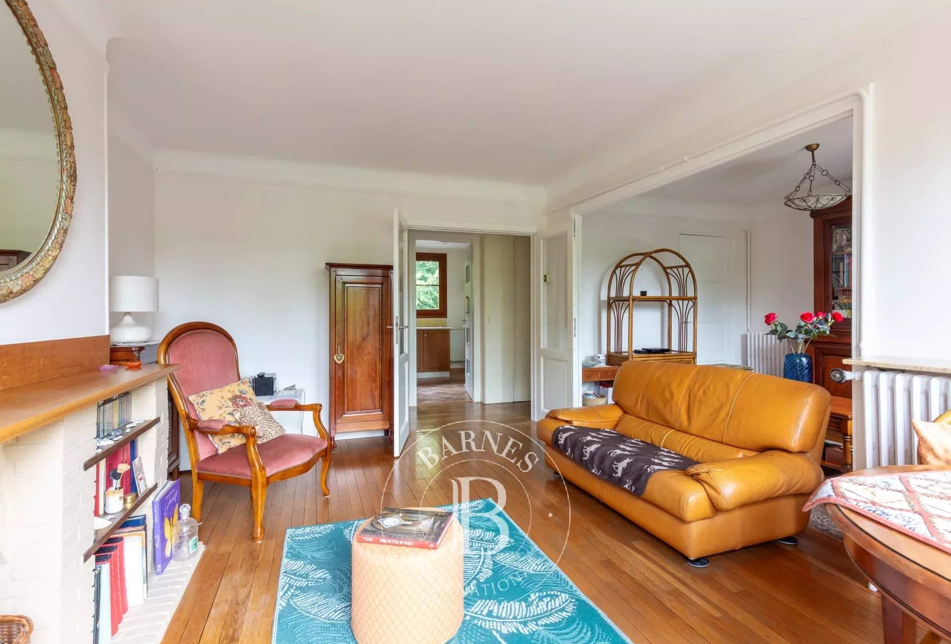 Saint-Germain-en-Laye  - Appartement 3 Pi&egrave;ces 2 Chambres - picture 5