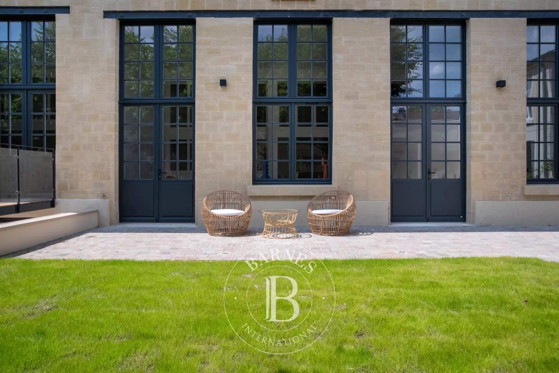 Saint-Germain-en-Laye  - Maison 5 Pi&egrave;ces 4 Chambres - picture 1