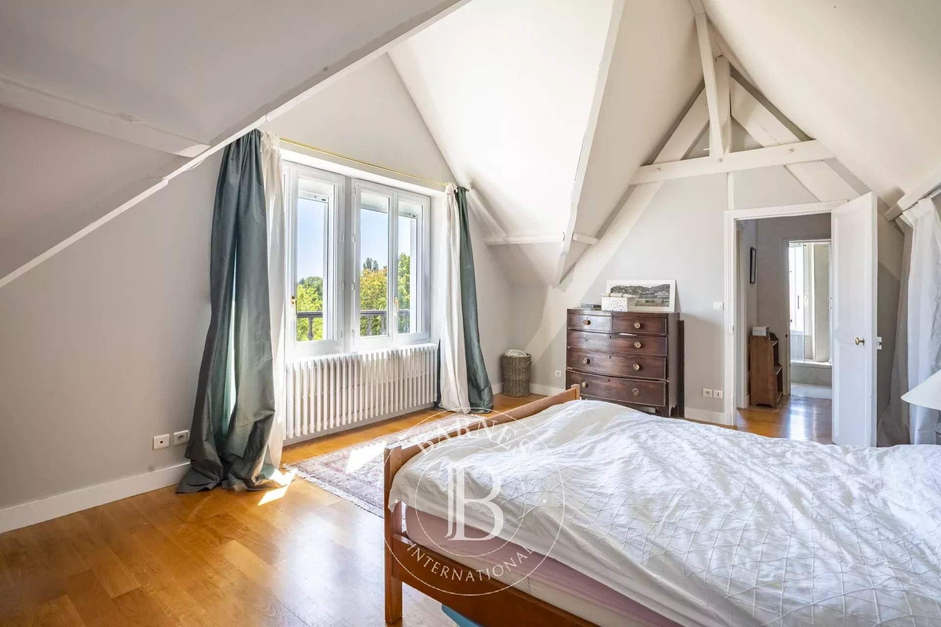 Villennes-sur-Seine  - Maison 11 Pièces - picture 8