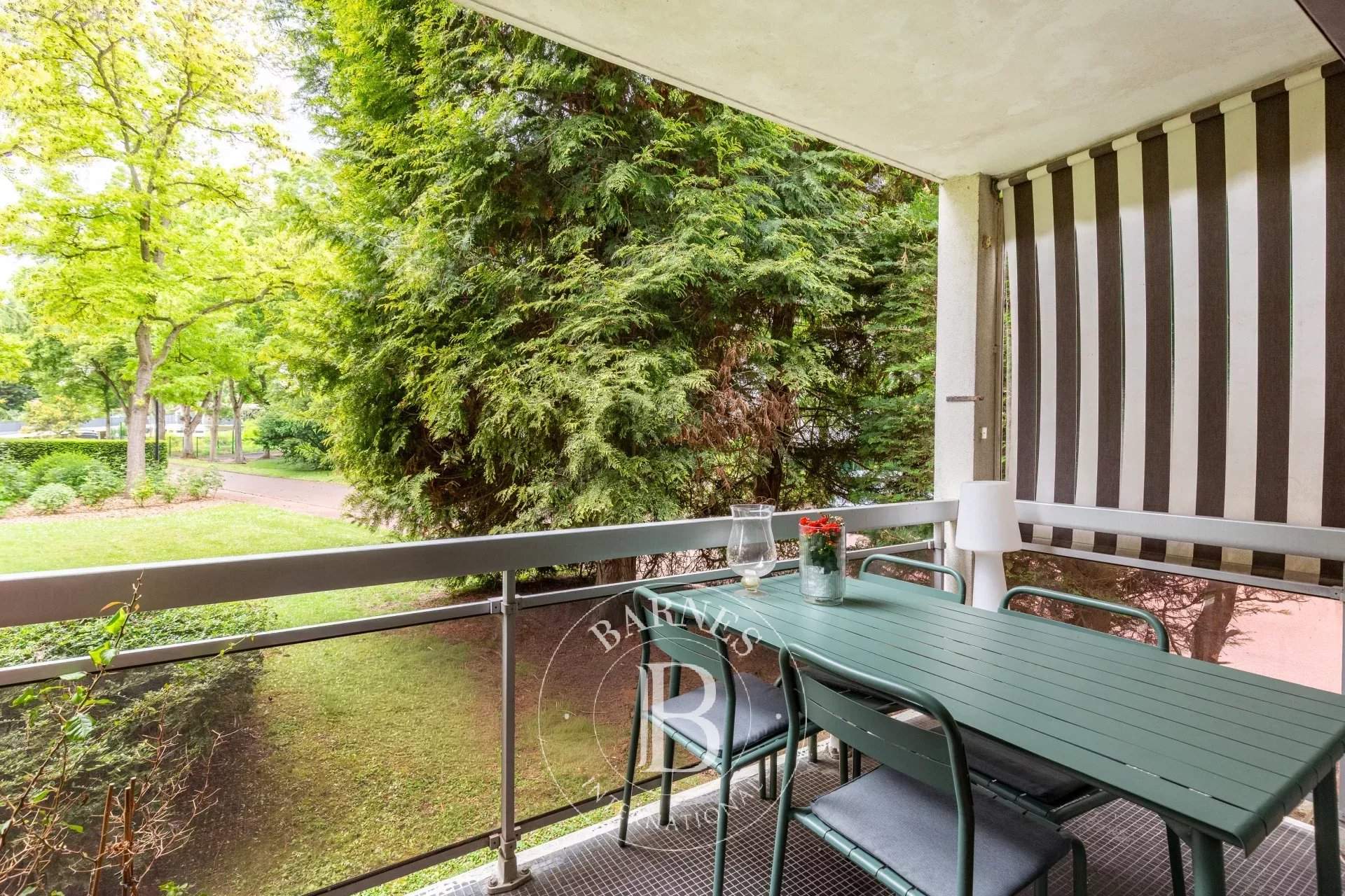 Saint-Germain-en-Laye  - Appartement 5 Pi&egrave;ces 3 Chambres - picture 7