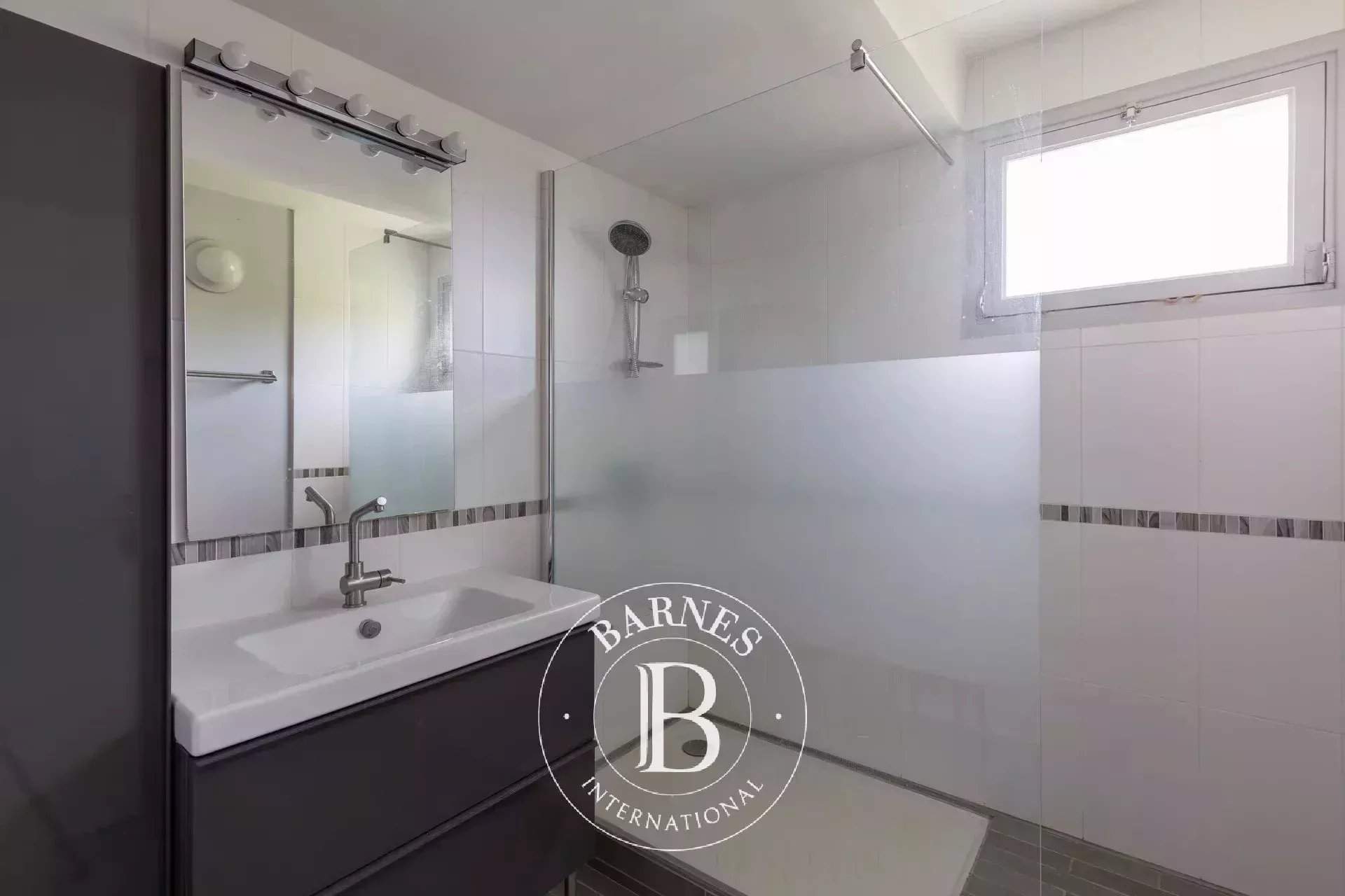 Saint-Germain-en-Laye  - House 6 Bedrooms - picture 20