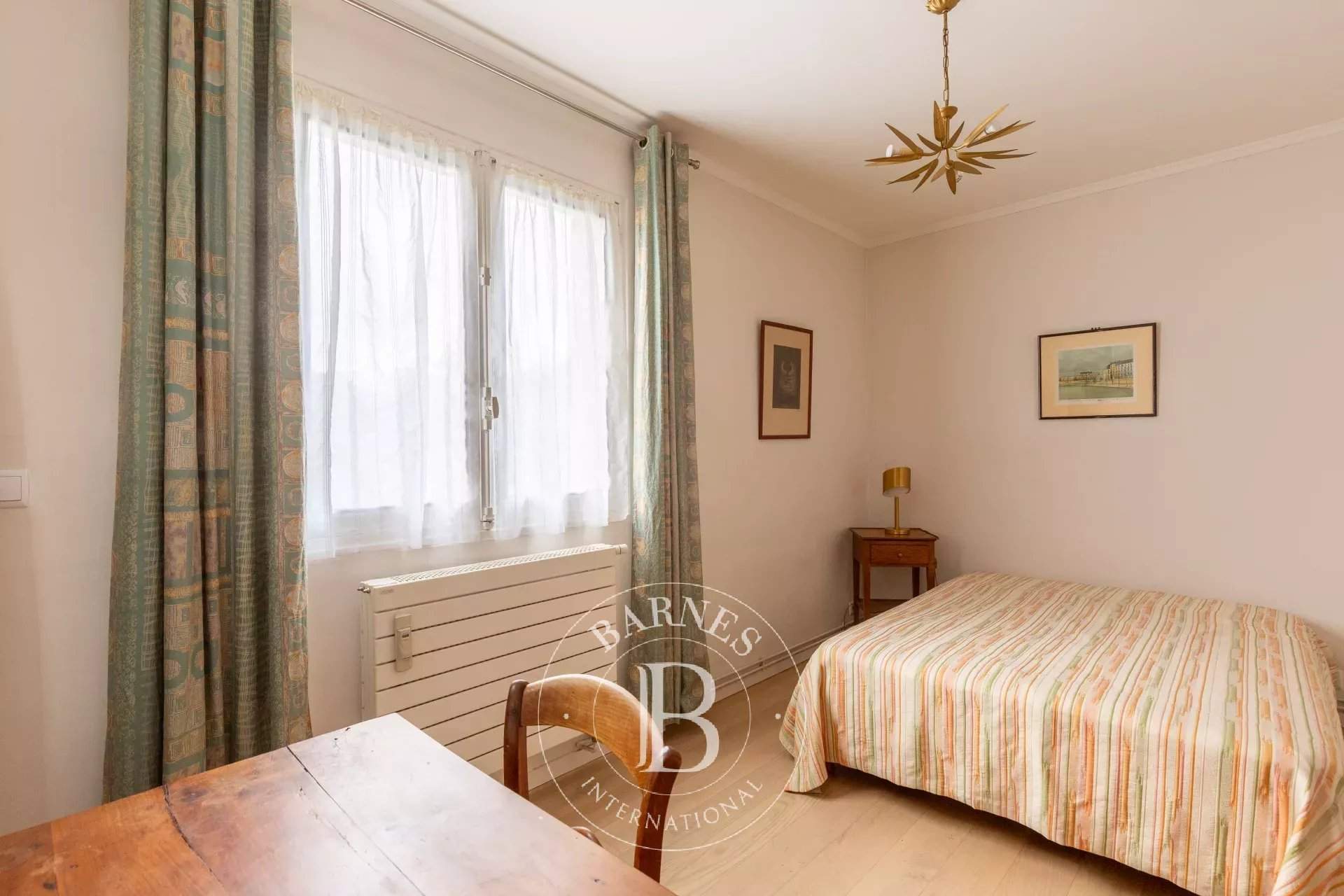 Saint-Germain-en-Laye  - Piso 5 Cuartos 3 Habitaciones - picture 6