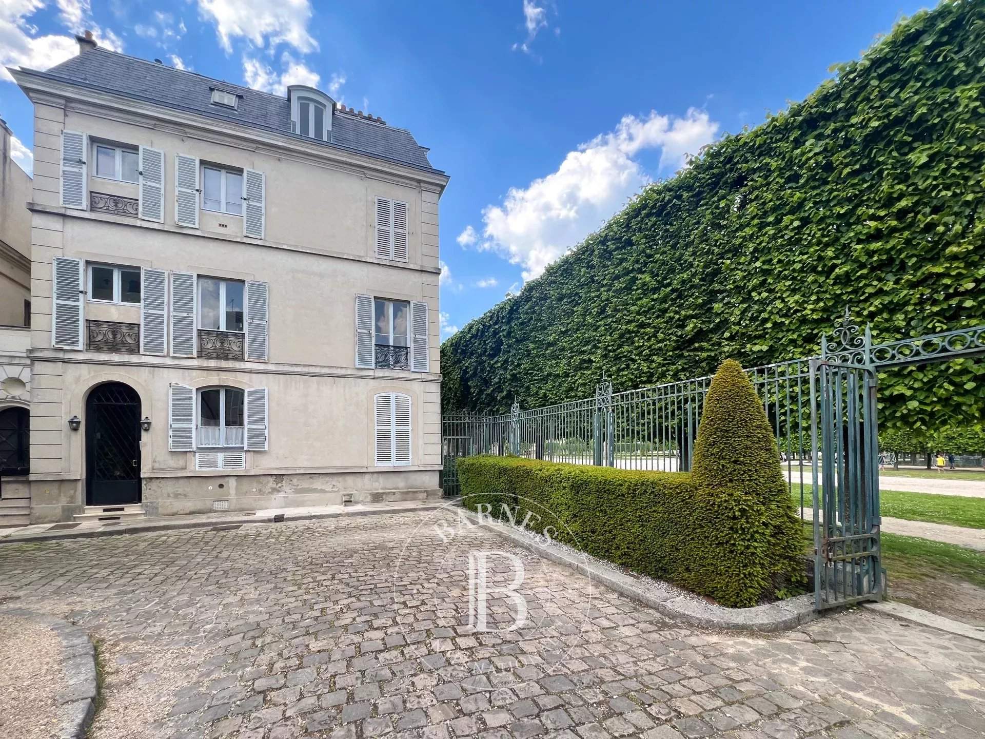 Saint-Germain-en-Laye  - Appartement 5 Pièces 3 Chambres - picture 3