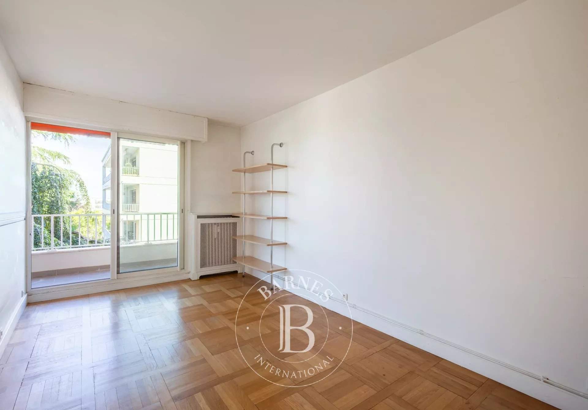 Saint-Germain-en-Laye  - Appartement 3 Pi&egrave;ces 2 Chambres - picture 9