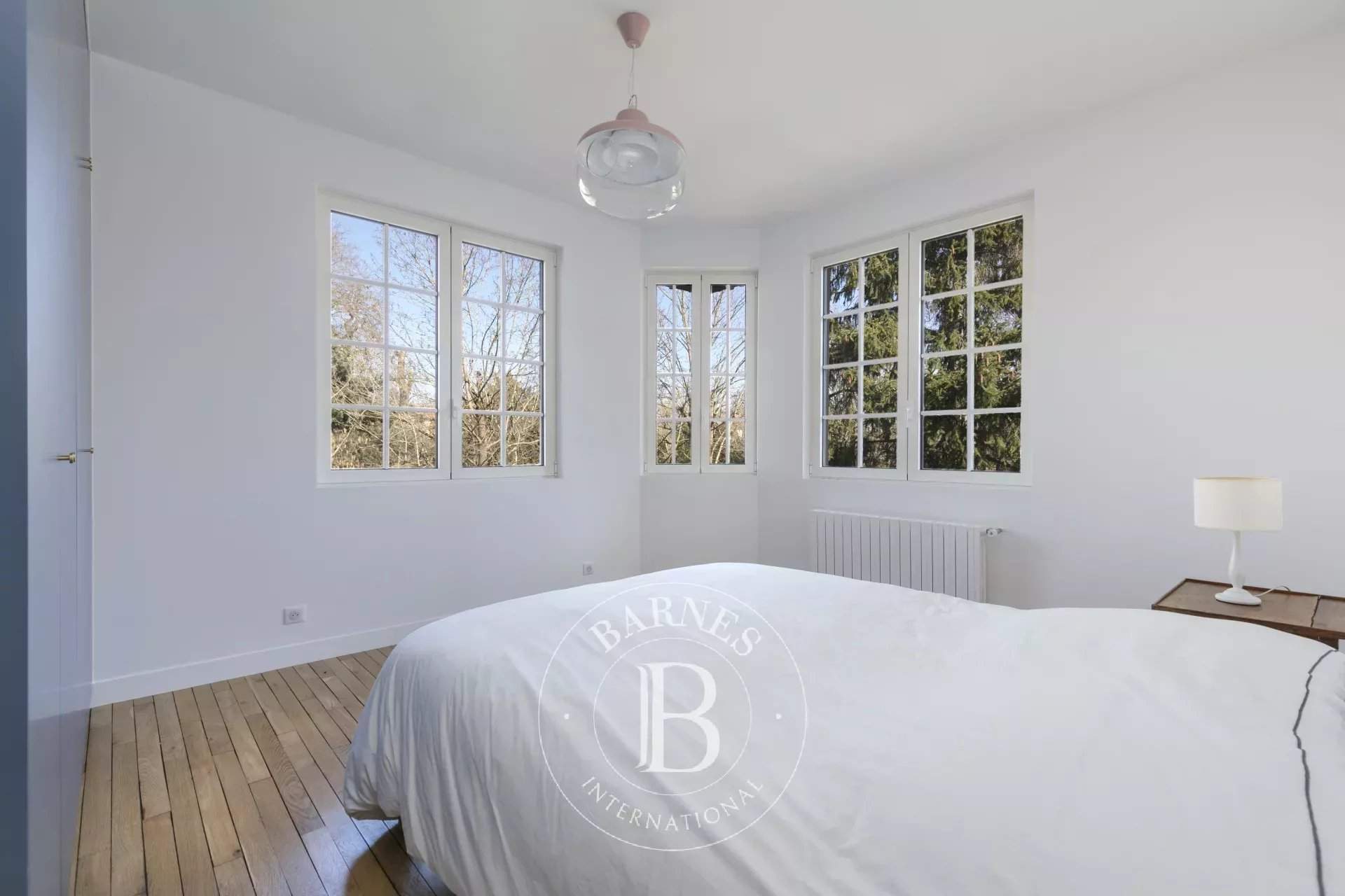 Le Vésinet  - Maison 8 Pi&egrave;ces 3 Chambres - picture 7