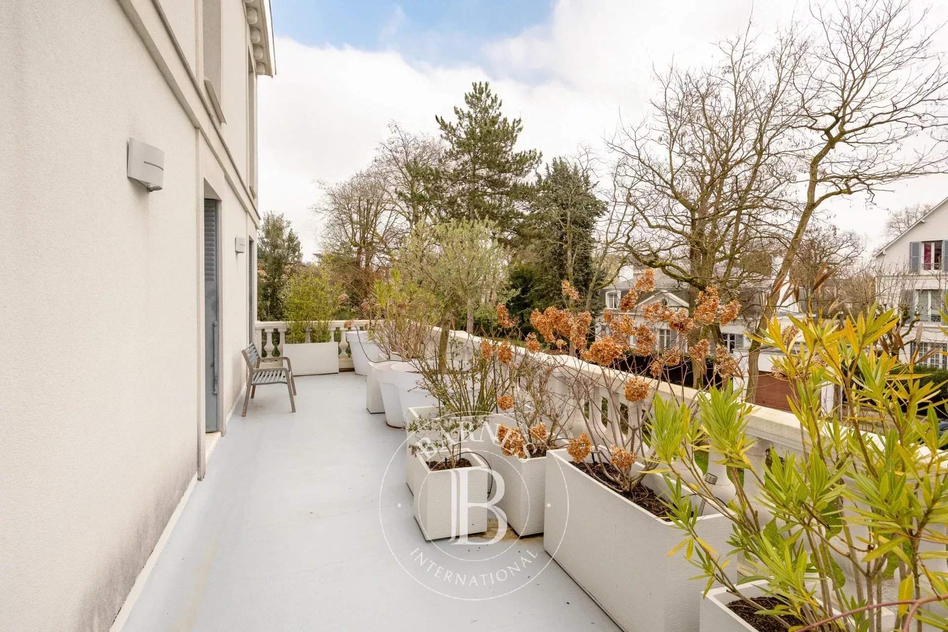 Le Vésinet  - Propriété 7 Pi&egrave;ces 3 Chambres - picture 10