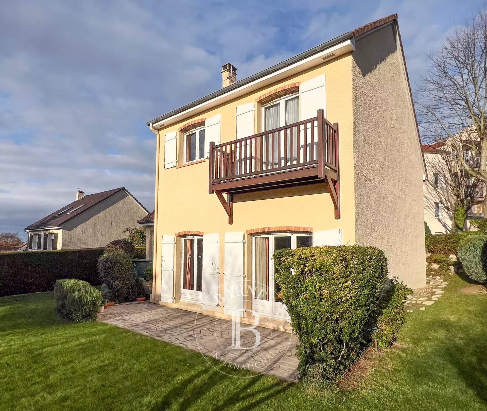 Saint-Germain-en-Laye  - House 5 Bedrooms - picture 10