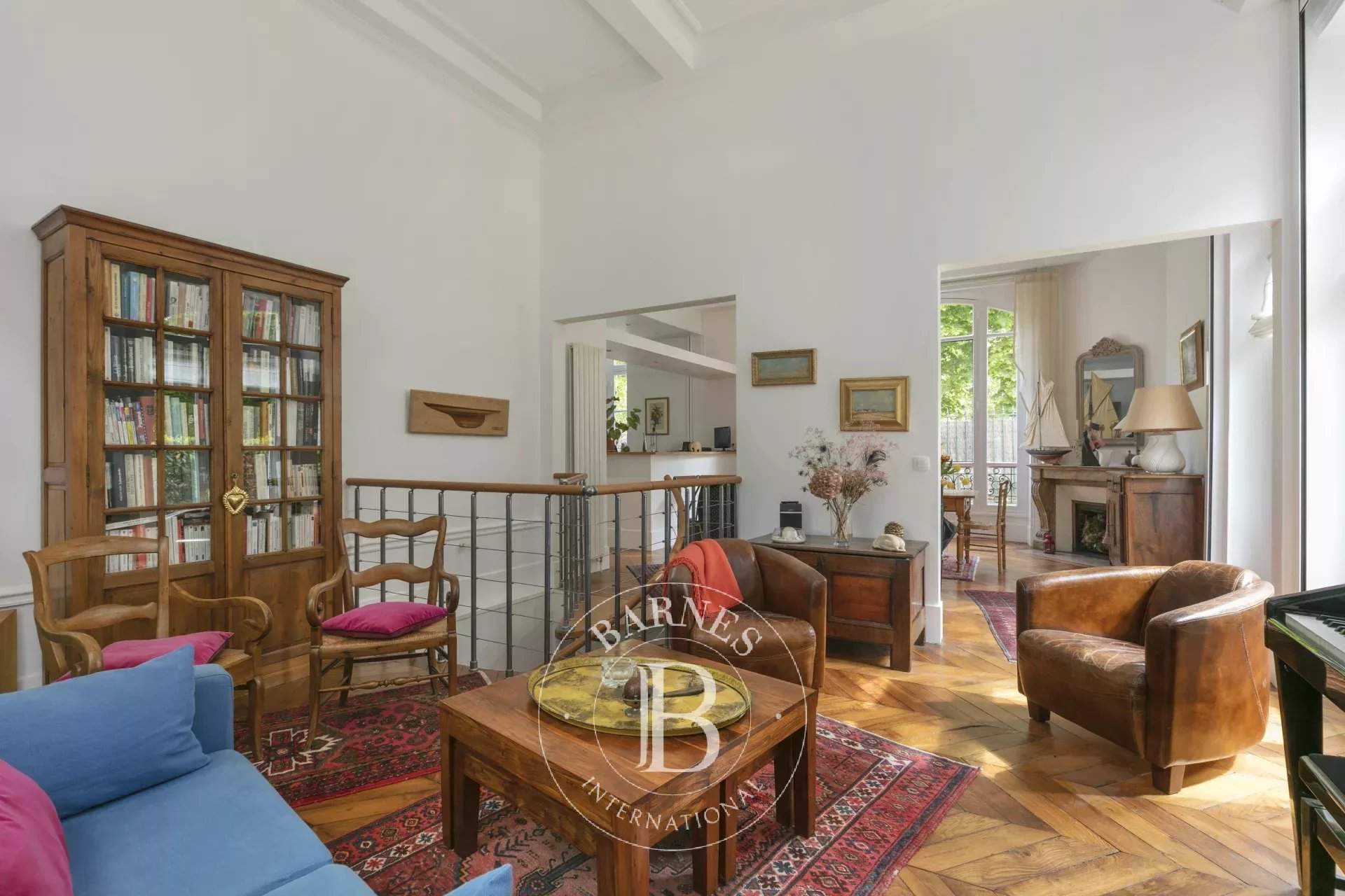 Saint-Germain-en-Laye  - Appartement 6 Pièces 2 Chambres - picture 4