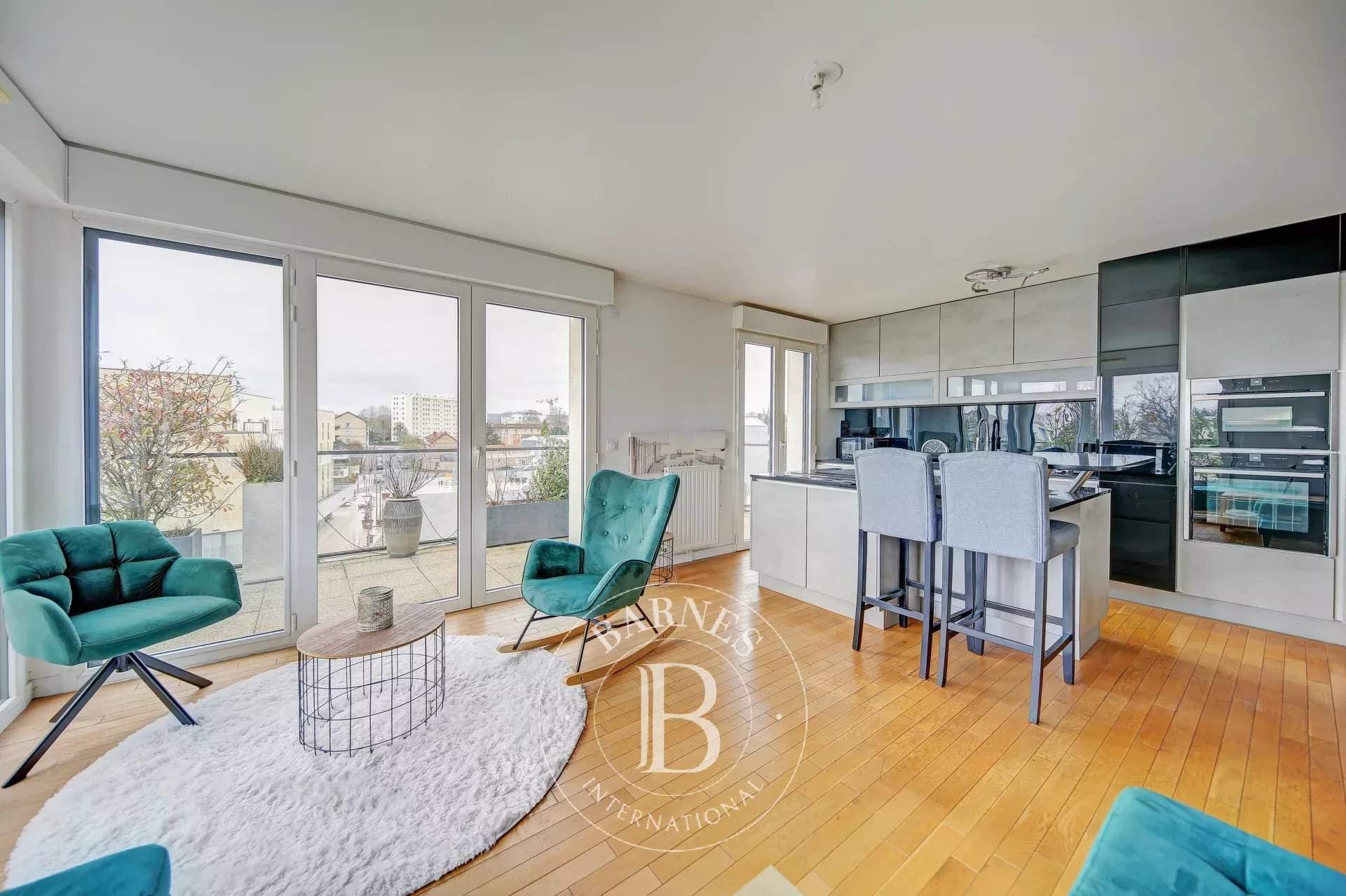 Saint-Germain-en-Laye  - Apartment 2 Bedrooms - picture 1