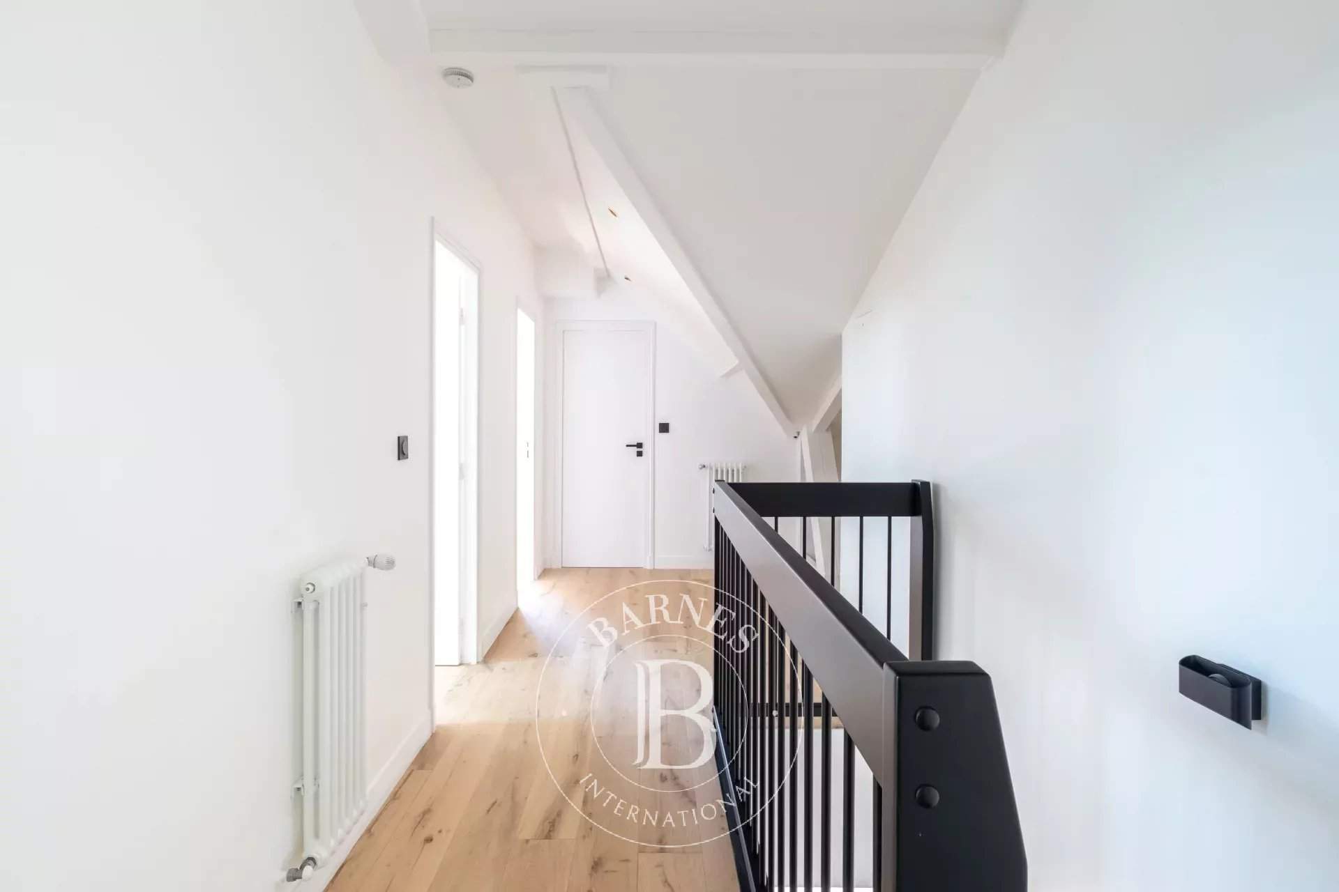 Saint-Germain-en-Laye  - Appartement 5 Pièces 3 Chambres - picture 5
