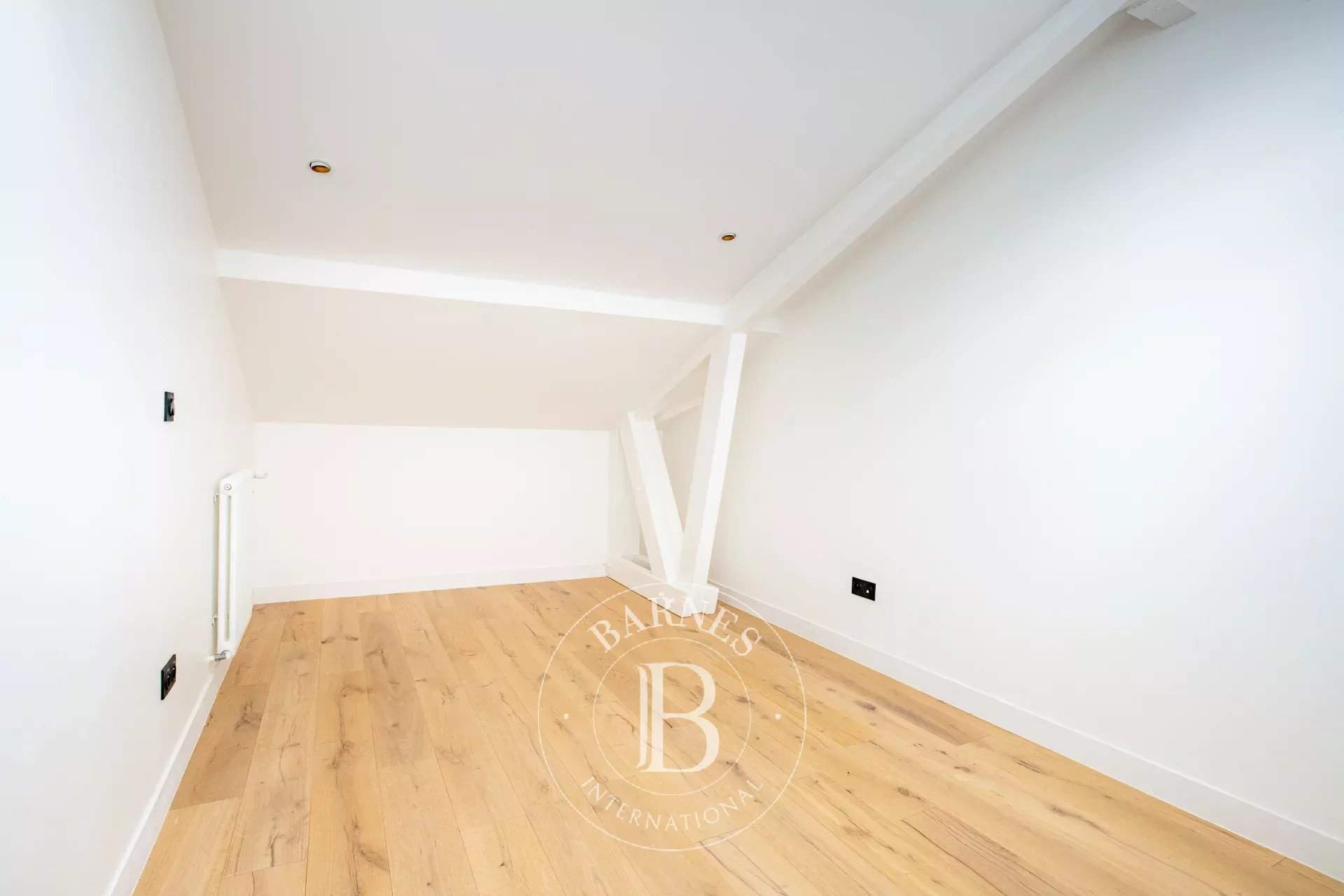 Saint-Germain-en-Laye  - Apartment 2 Bedrooms - picture 12