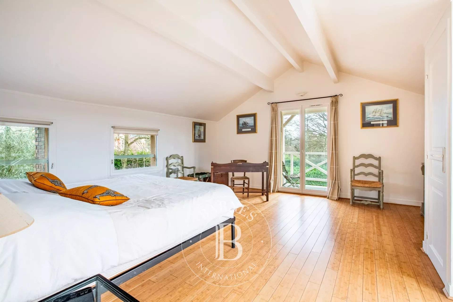 Le Vésinet  - Maison 9 Pi&egrave;ces 5 Chambres - picture 11