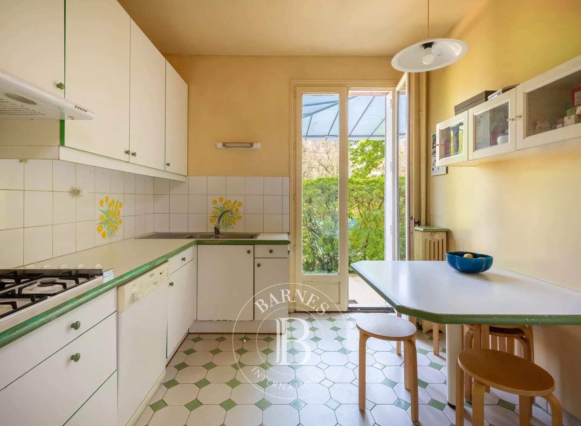 Le Vésinet  - Maison 6 Pi&egrave;ces 4 Chambres - picture 9