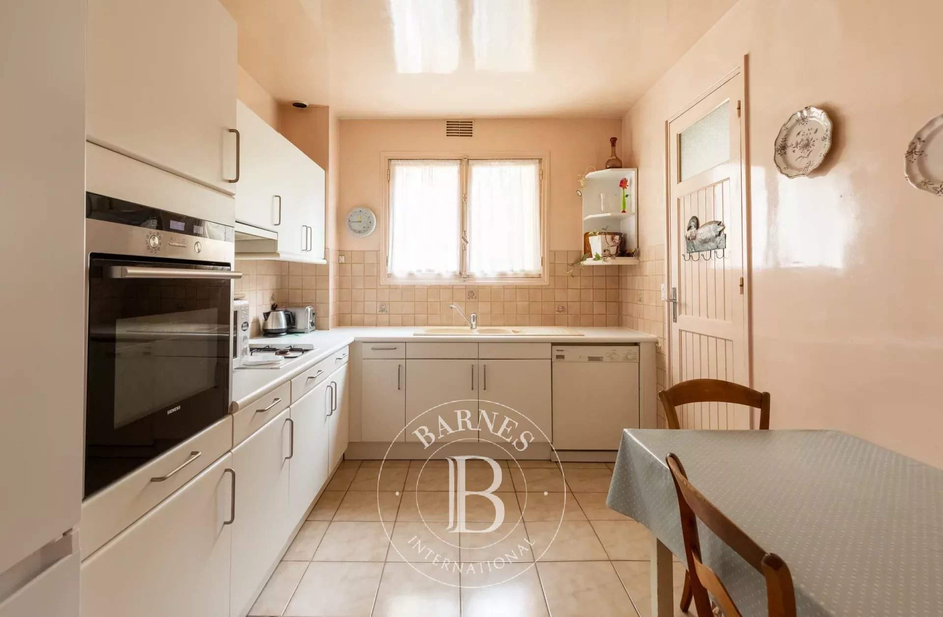 Saint-Germain-en-Laye  - Piso 5 Cuartos 3 Habitaciones - picture 7