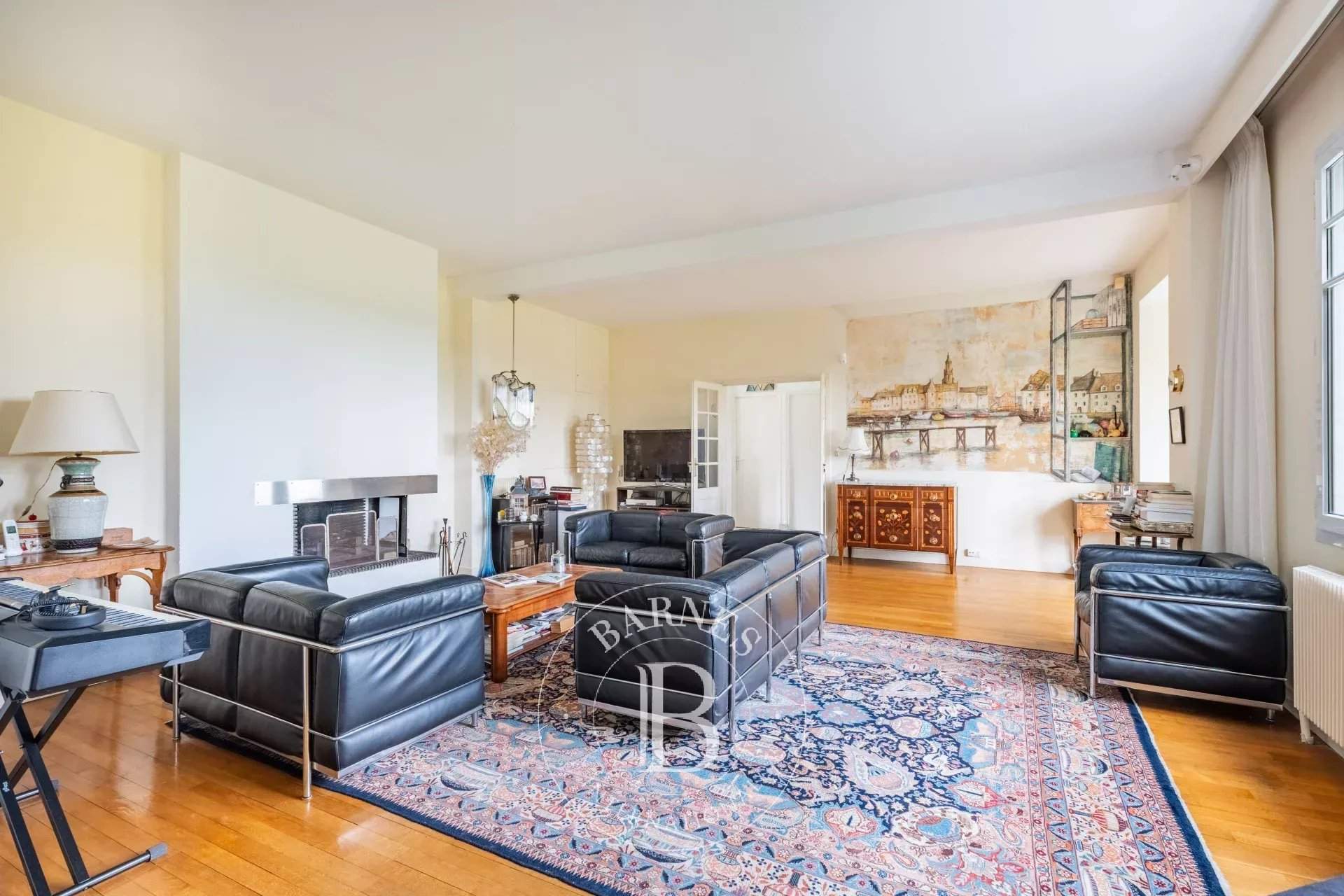 Saint-Germain-en-Laye  - Maison 8 Pi&egrave;ces 6 Chambres - picture 8