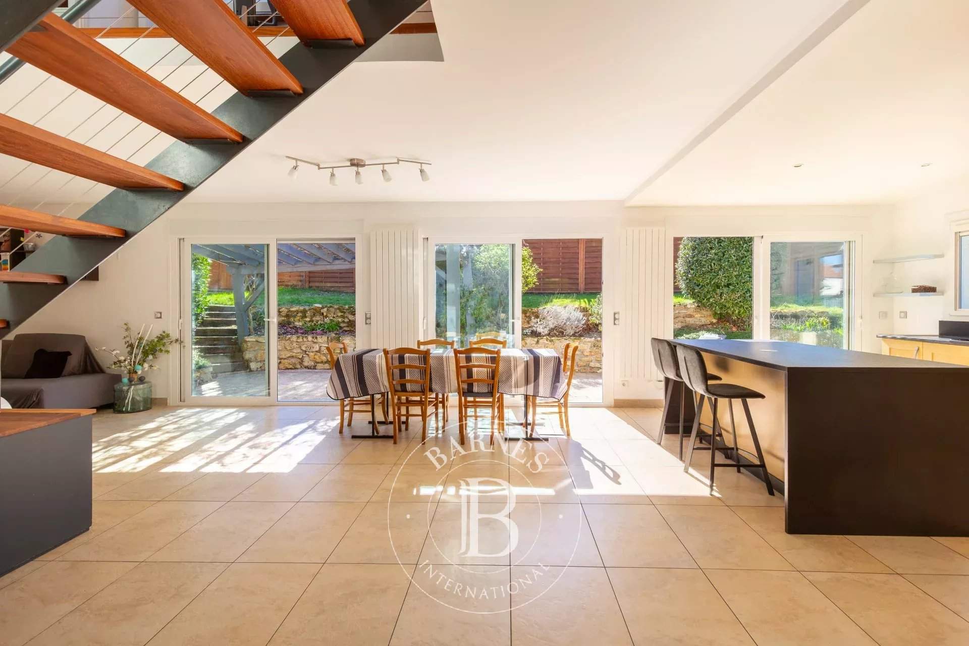 Mareil-Marly  - Maison 9 Pi&egrave;ces 5 Chambres - picture 3