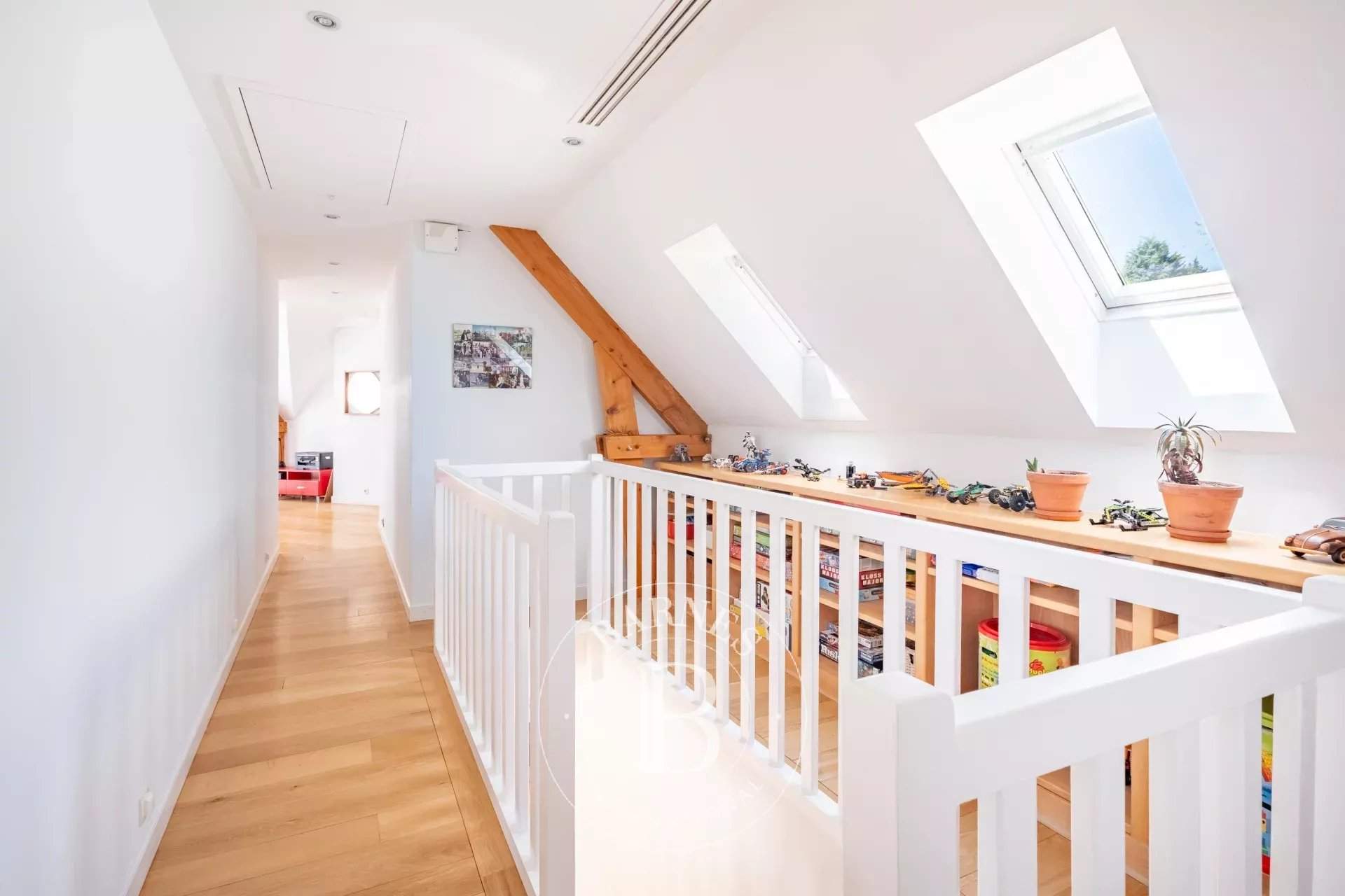Saint-Germain-en-Laye  - House 5 Bedrooms - picture 17