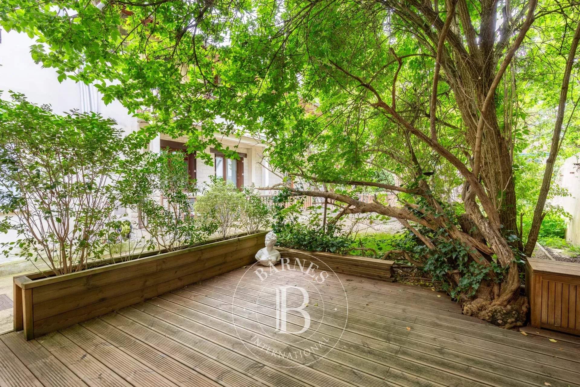 Saint-Germain-en-Laye  - Appartement 4 Pi&egrave;ces 3 Chambres - picture 9