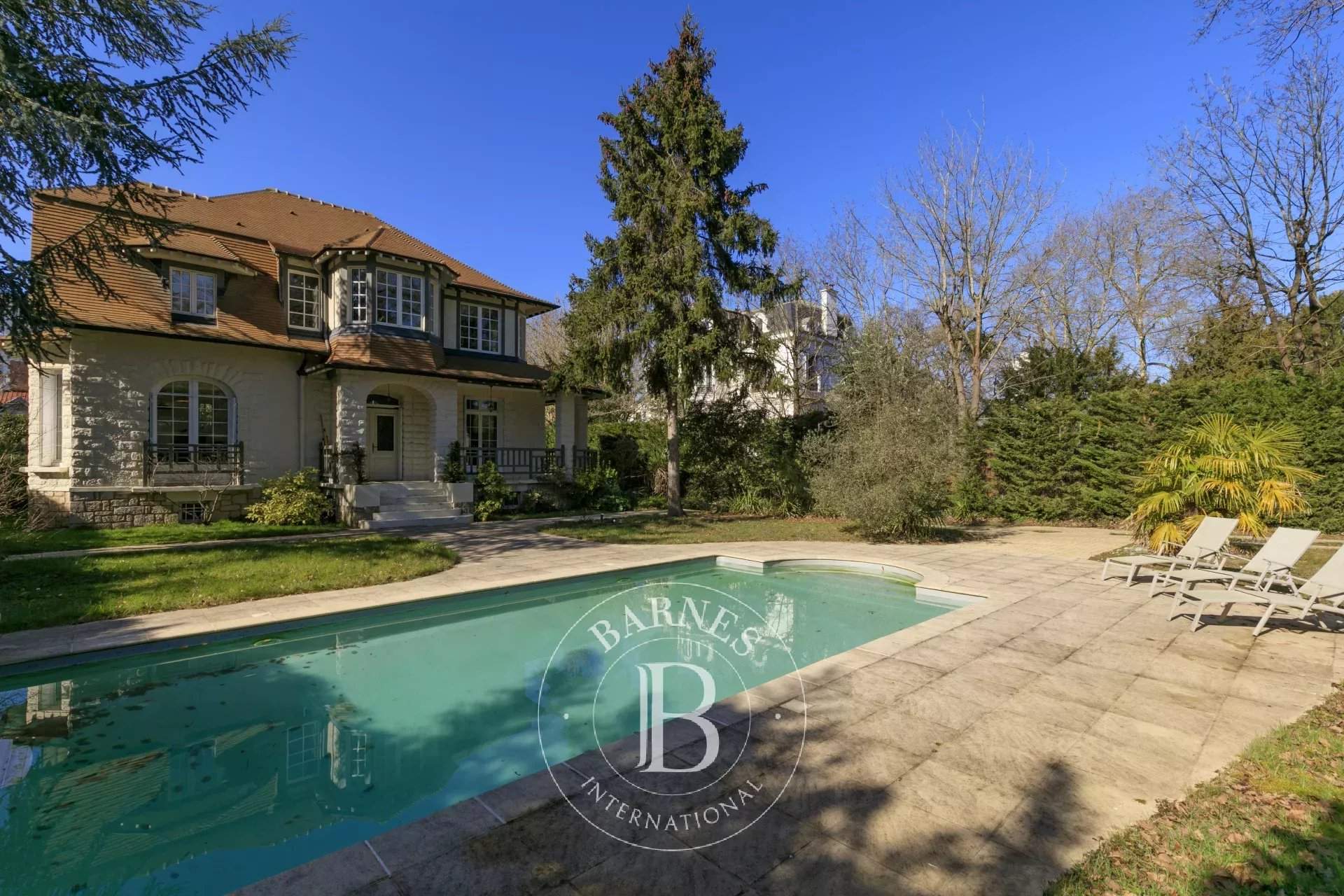 Le Vésinet  - Maison 8 Pi&egrave;ces 3 Chambres - picture 14