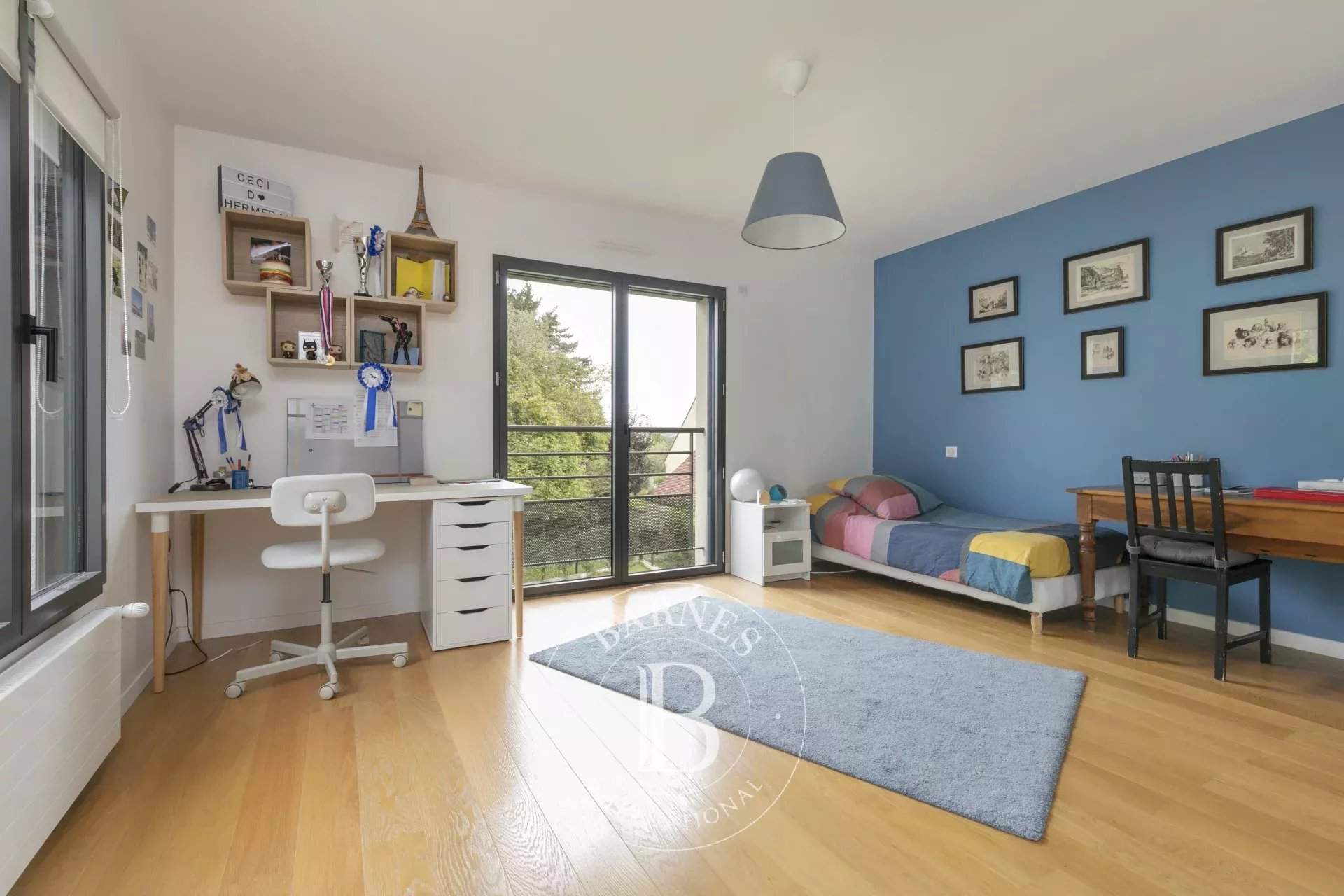 Saint-Germain-en-Laye  - House 5 Bedrooms - picture 9