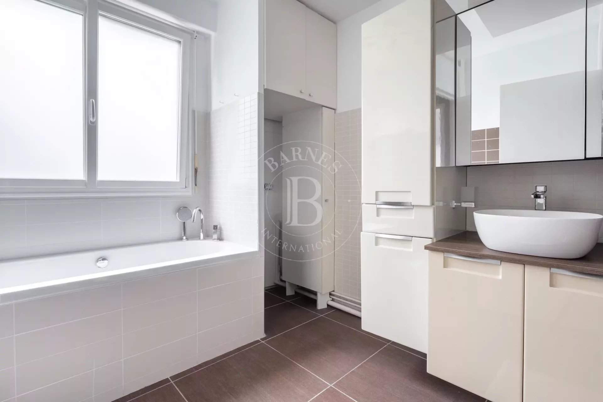 Saint-Germain-en-Laye  - Appartement 4 Pièces 2 Chambres - picture 6