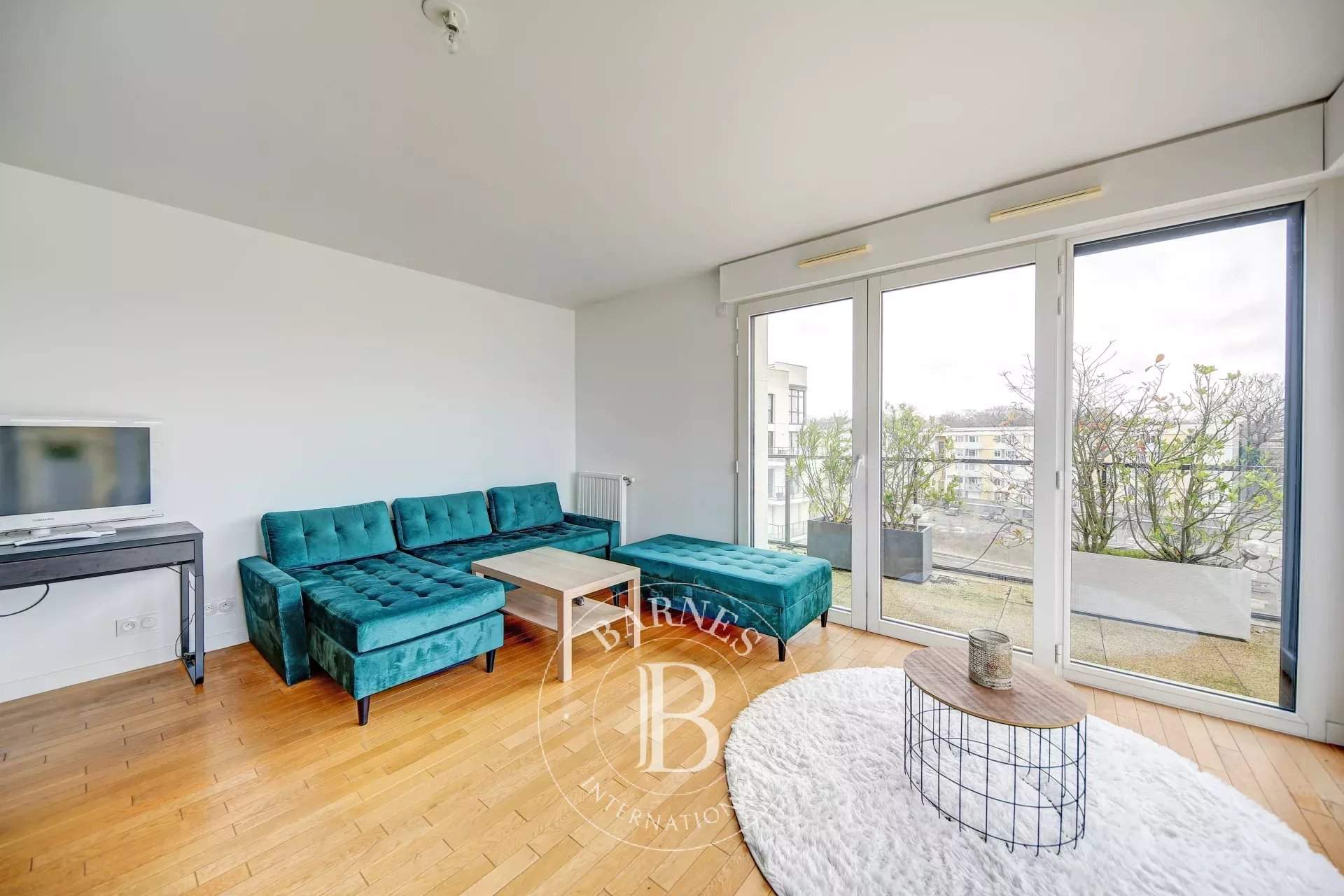 Saint-Germain-en-Laye  - Apartment 2 Bedrooms - picture 2