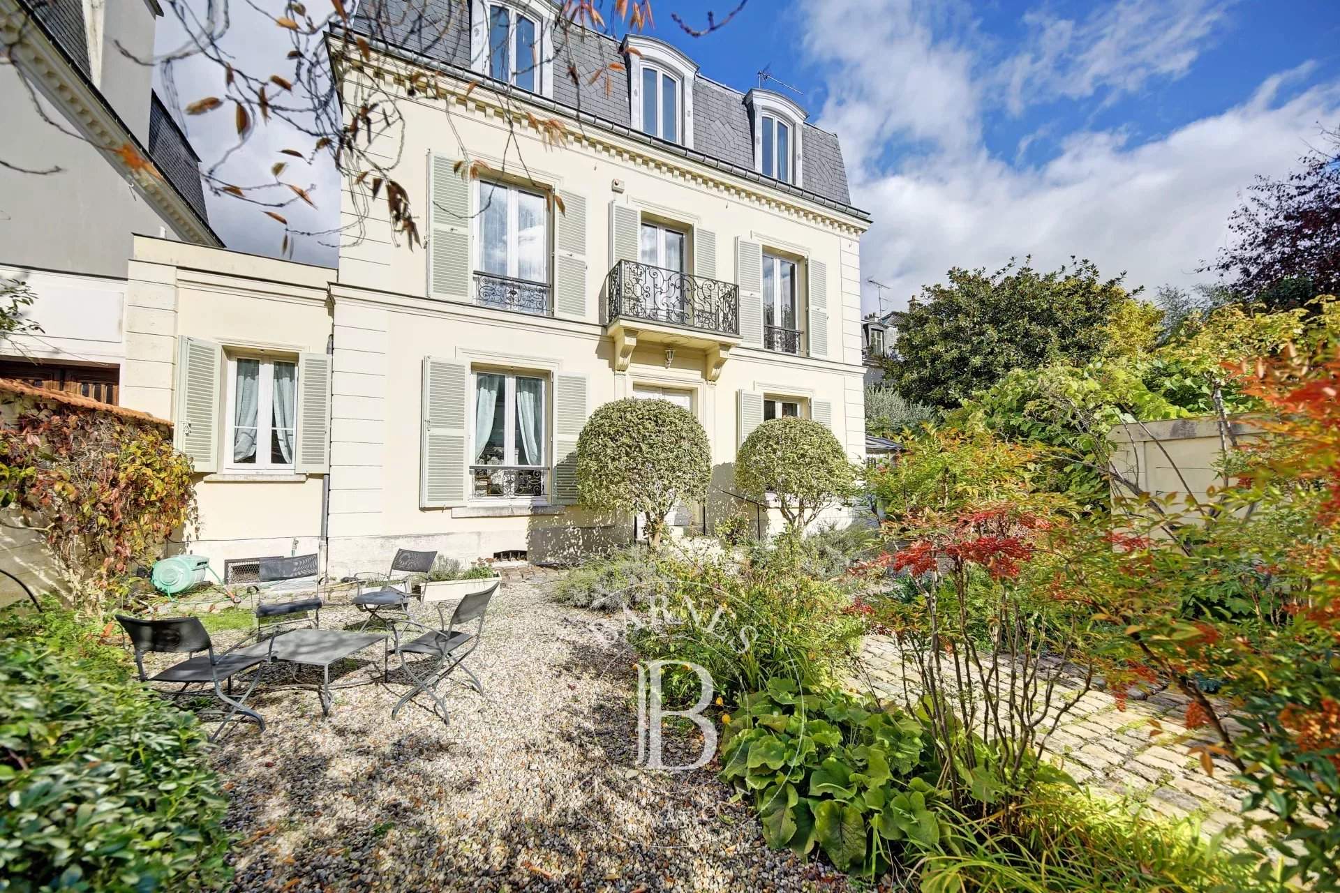 Saint-Germain-en-Laye  - House 6 Bedrooms - picture 13