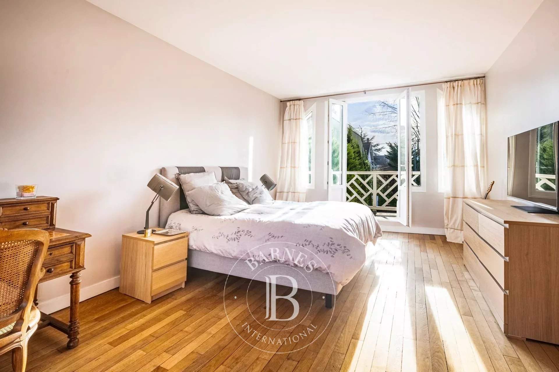 Le Vésinet  - Maison 9 Pi&egrave;ces 5 Chambres - picture 11