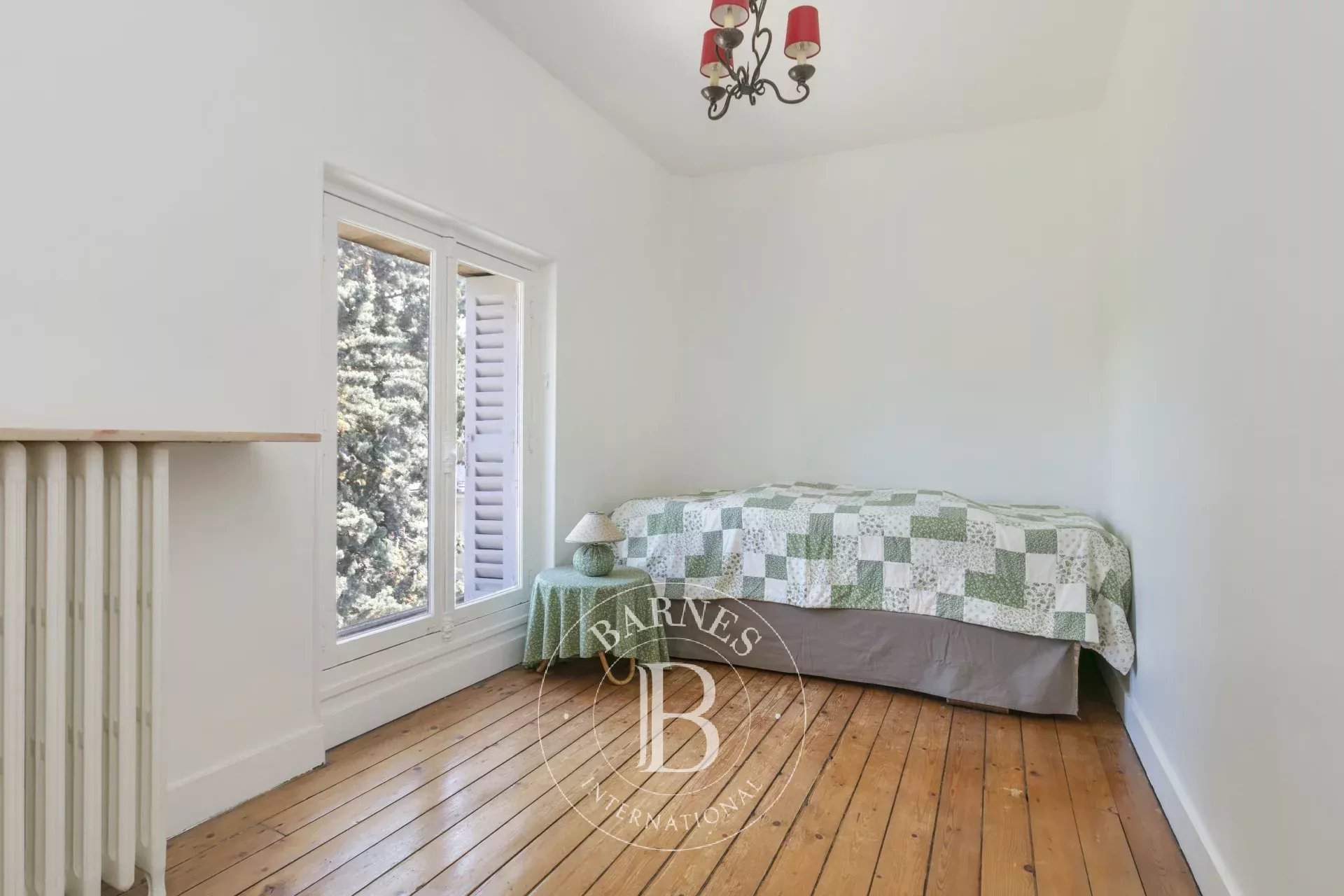 Le Vésinet  - House 4 Bedrooms - picture 17