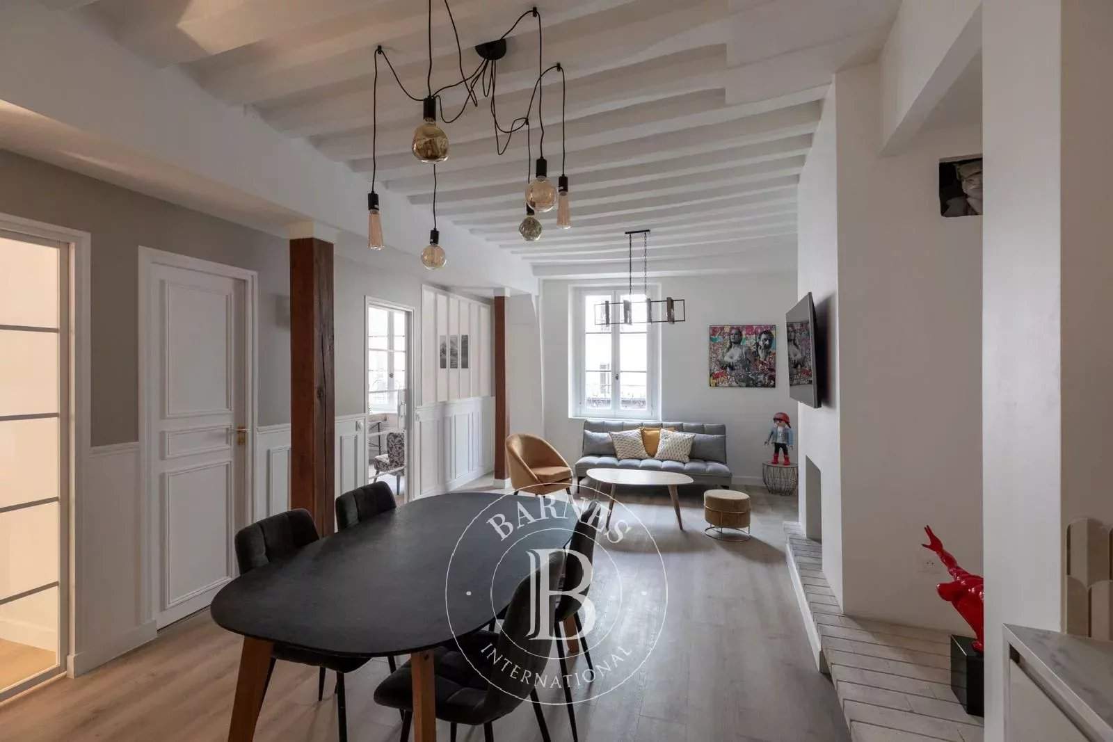 Saint-Germain-en-Laye  - Appartement 3 Pièces 2 Chambres - picture 4