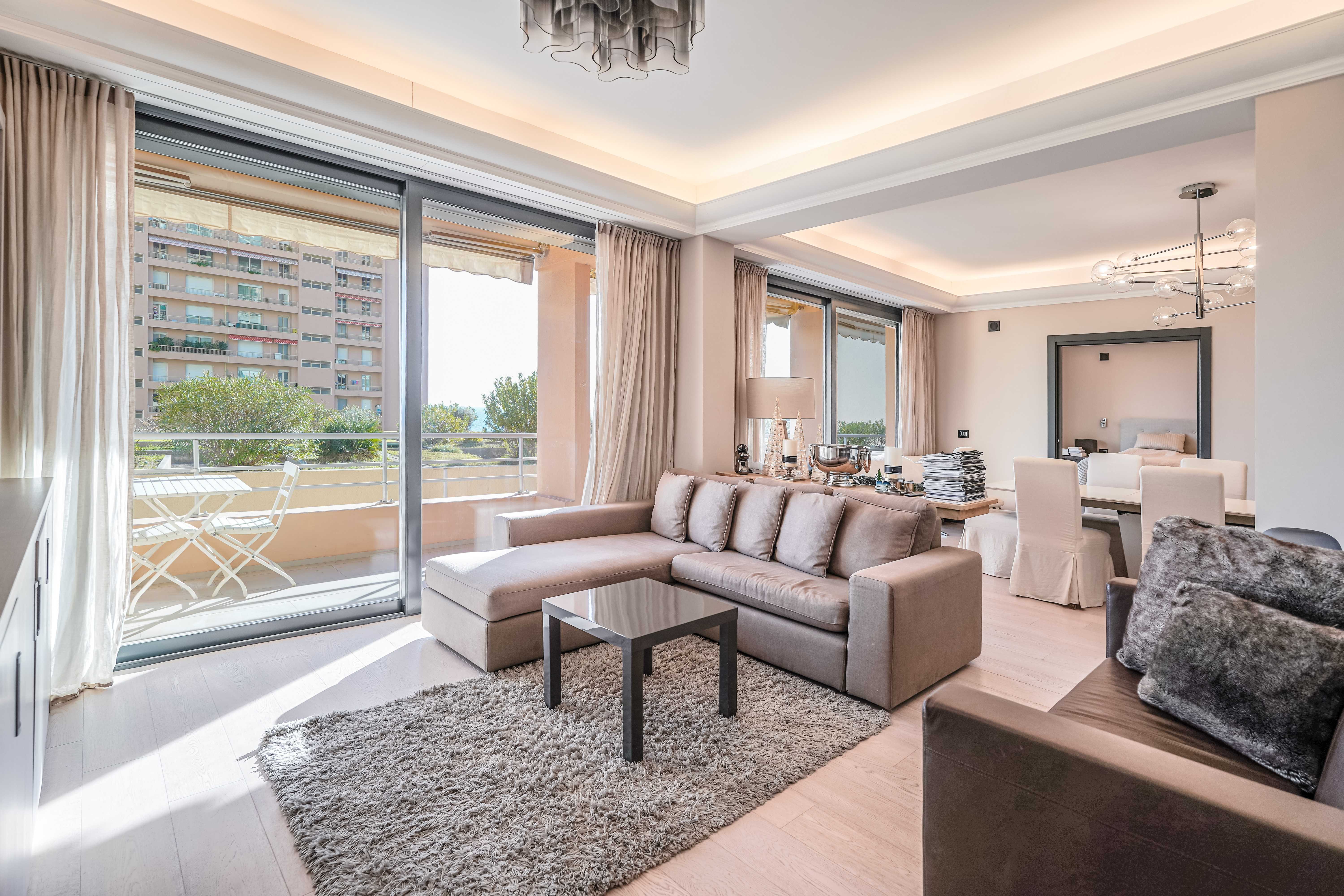 Monaco  - Appartement 5 Pièces 4 Chambres