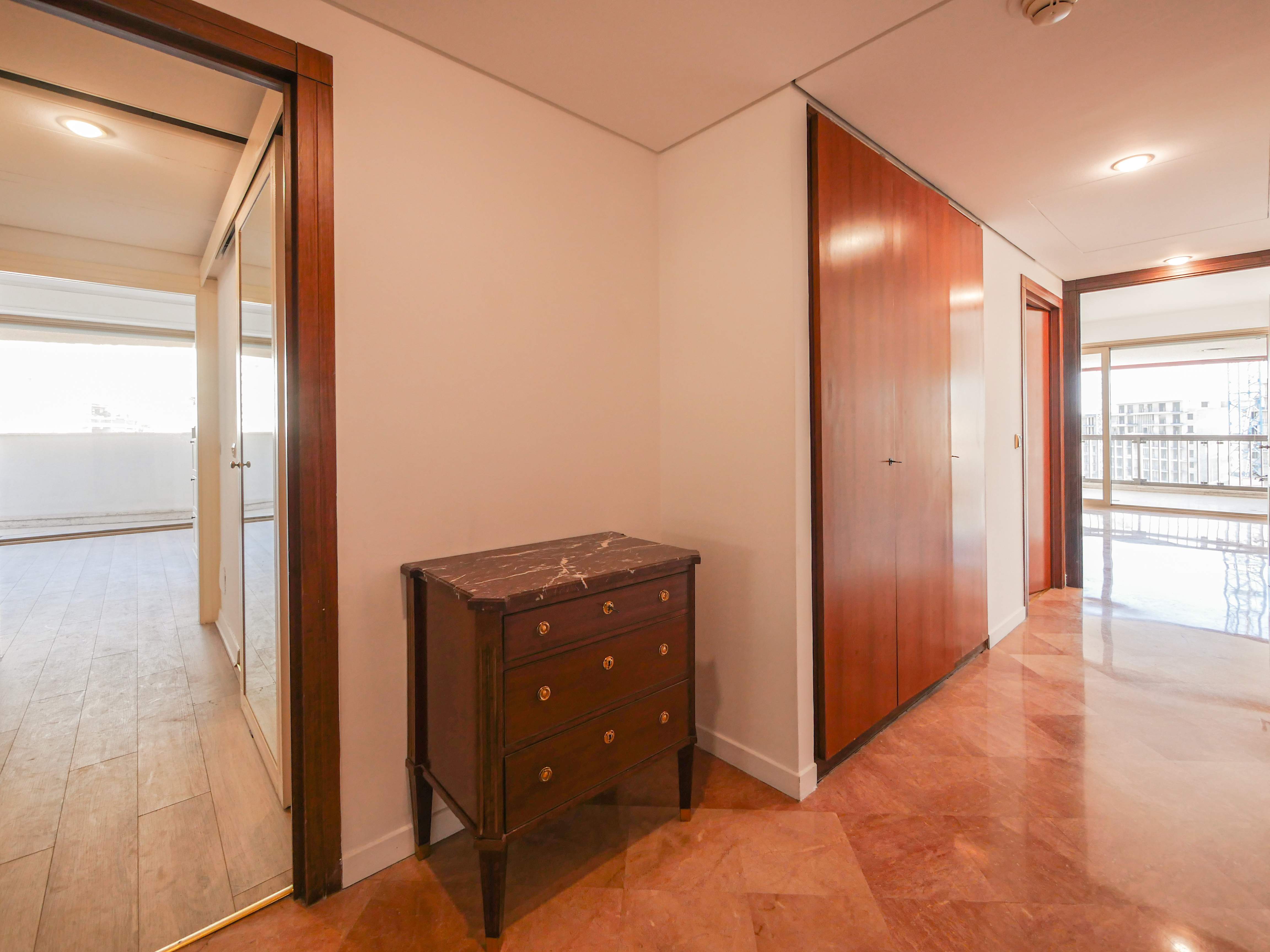 Monaco  - Apartment 2 Bedrooms - picture 2