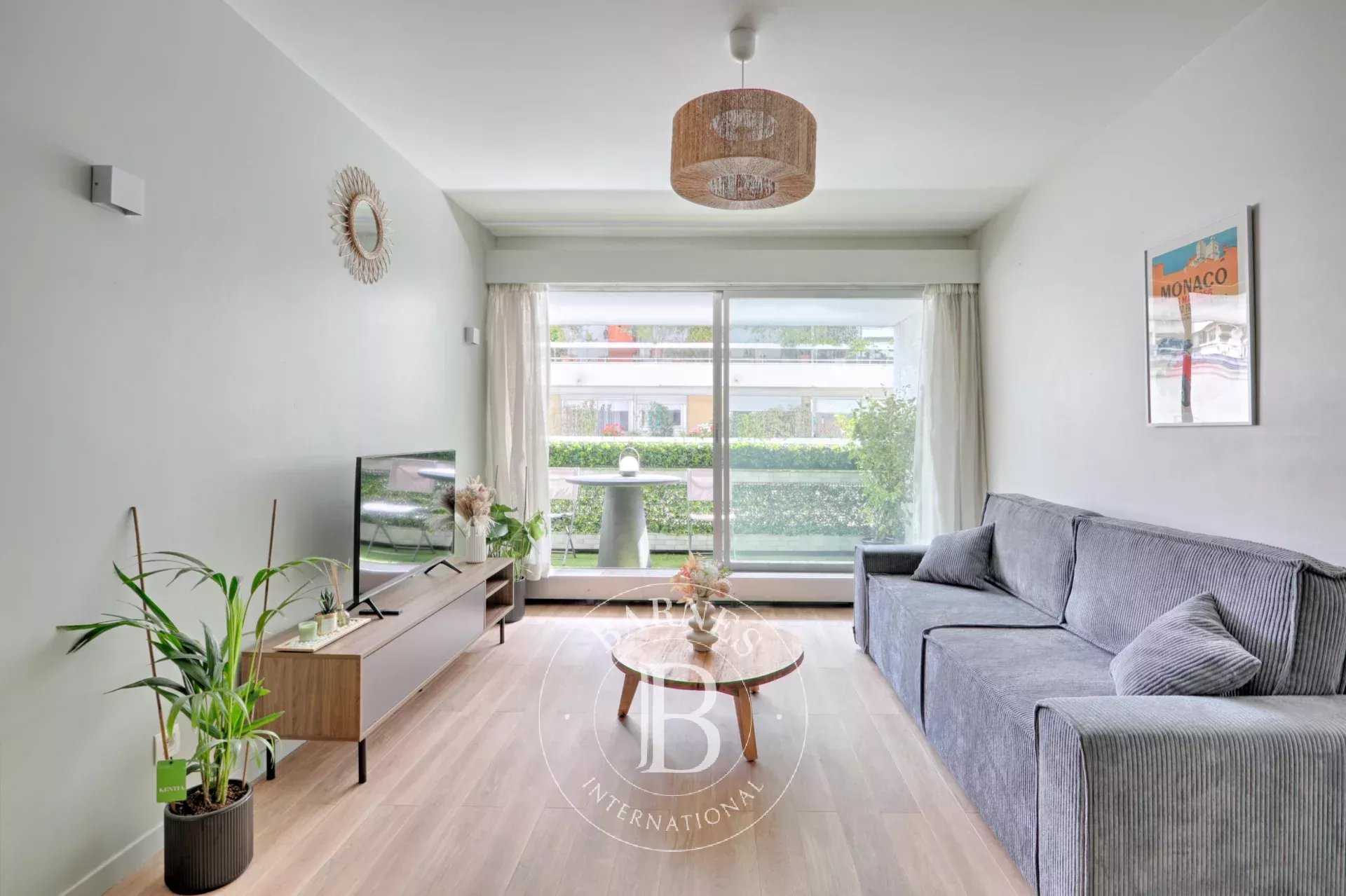 Paris  - Piso 2 Cuartos, 1 Habitacion