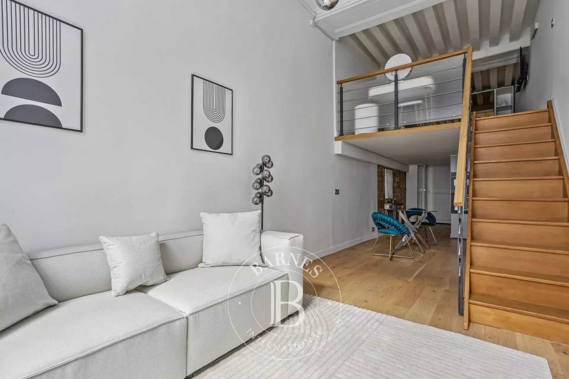 Paris  - Piso 2 Cuartos, 1 Habitacion