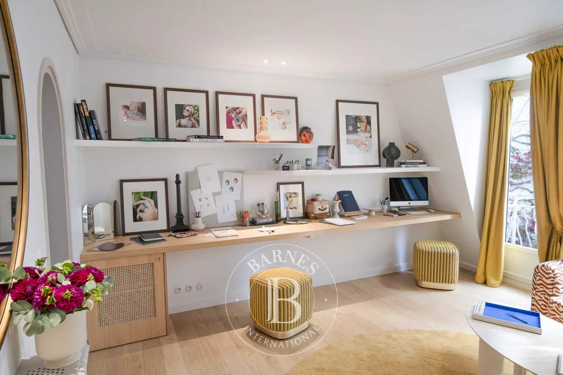 Paris  - Piso 1 Cuarto