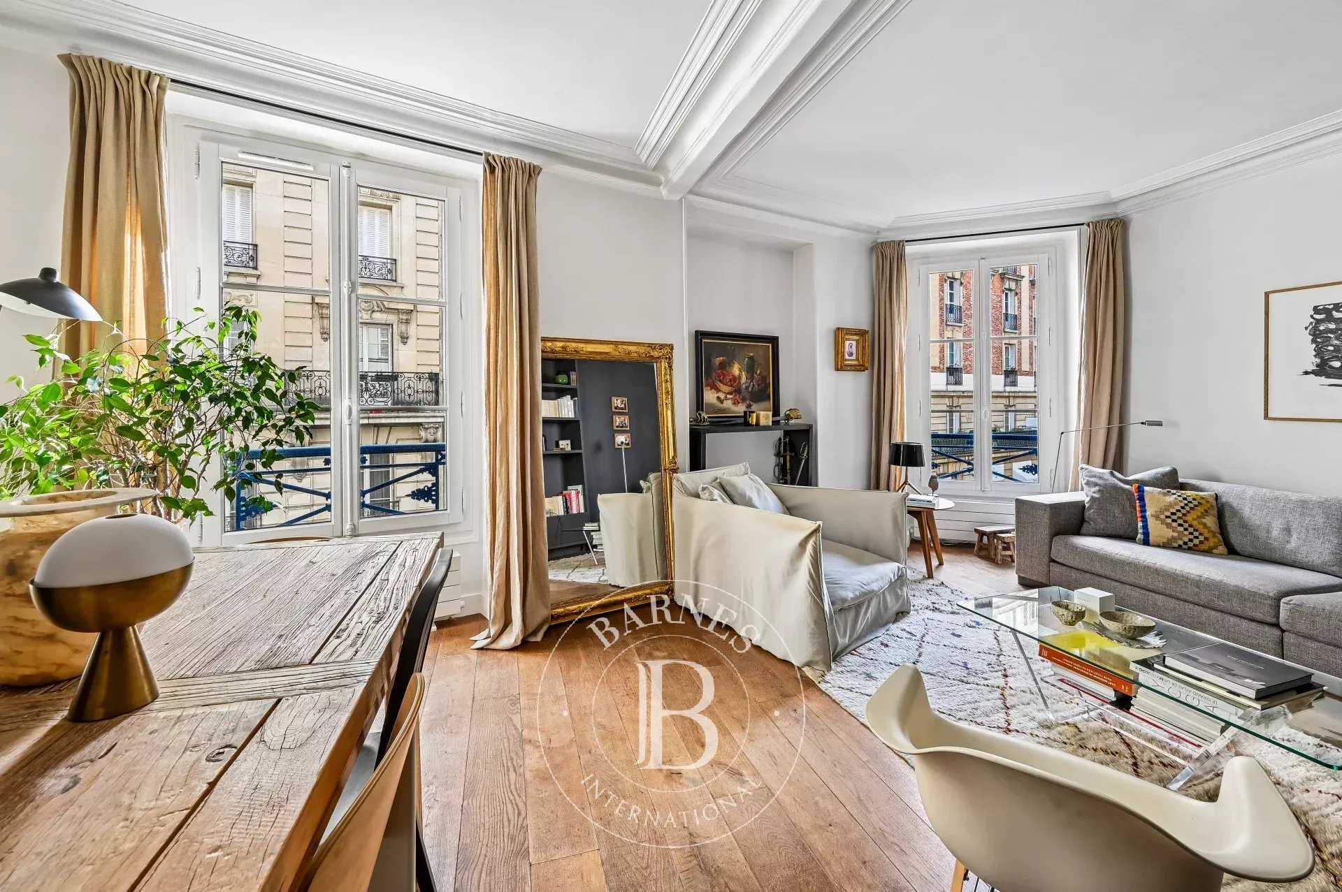 Paris  - Piso 2 Cuartos, 1 Habitacion