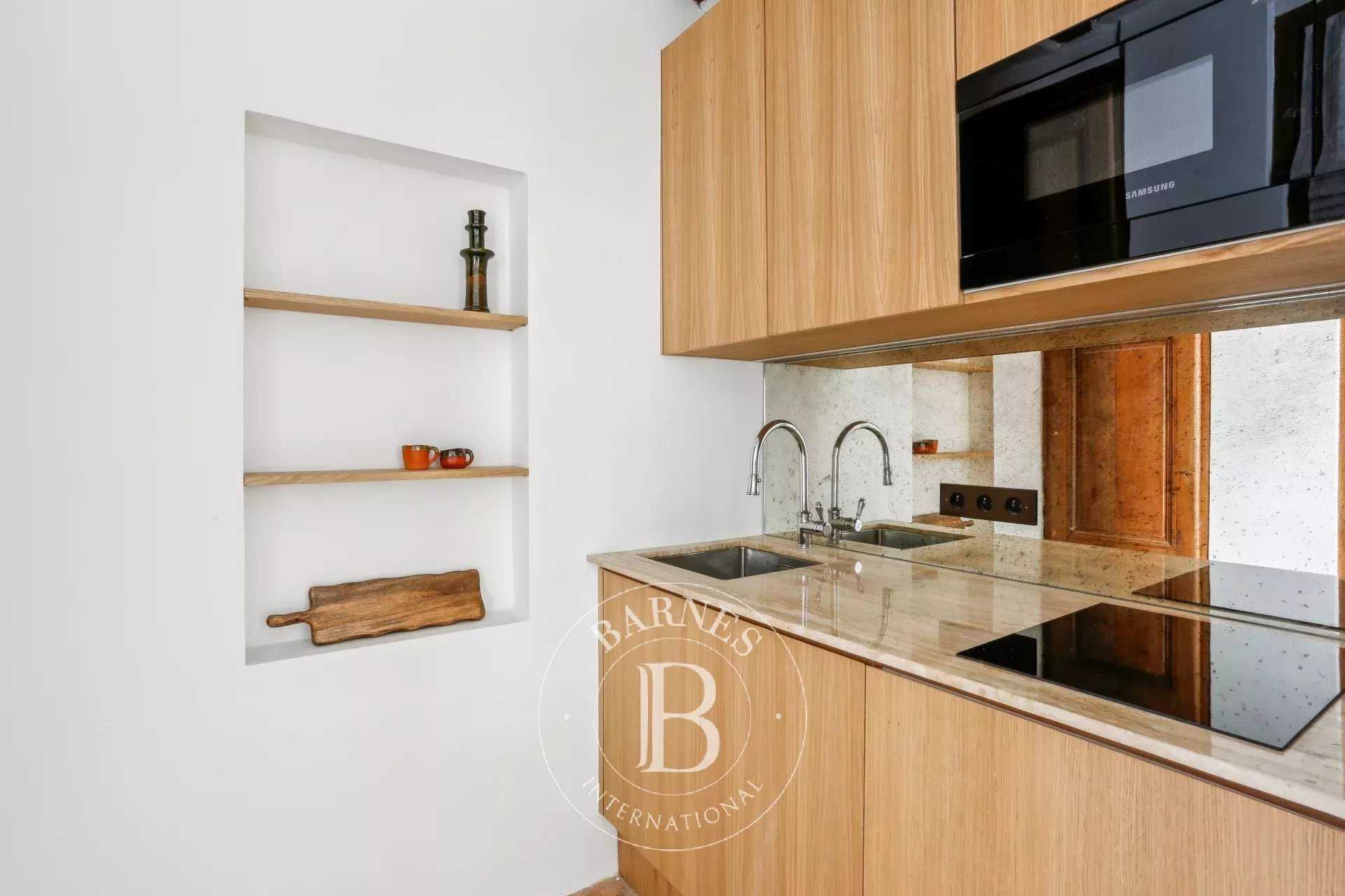 Paris  - Piso 2 Cuartos, 1 Habitacion