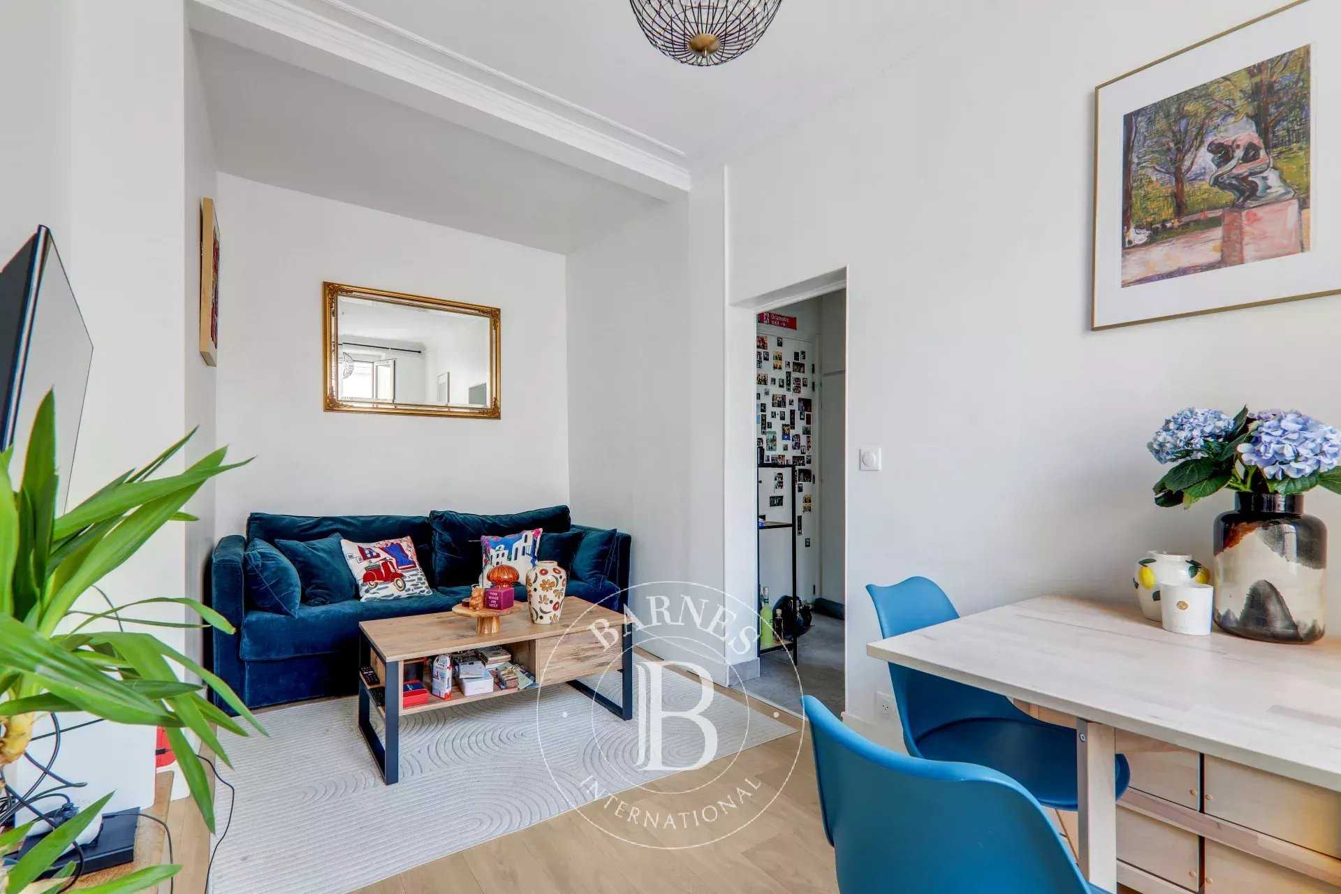 Paris  - Piso 2 Cuartos, 1 Habitacion