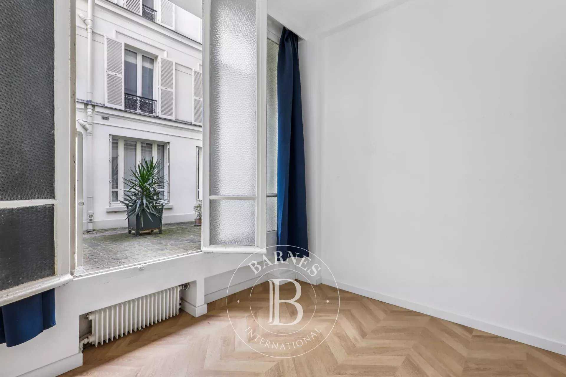 Paris  - Piso 2 Cuartos, 1 Habitacion