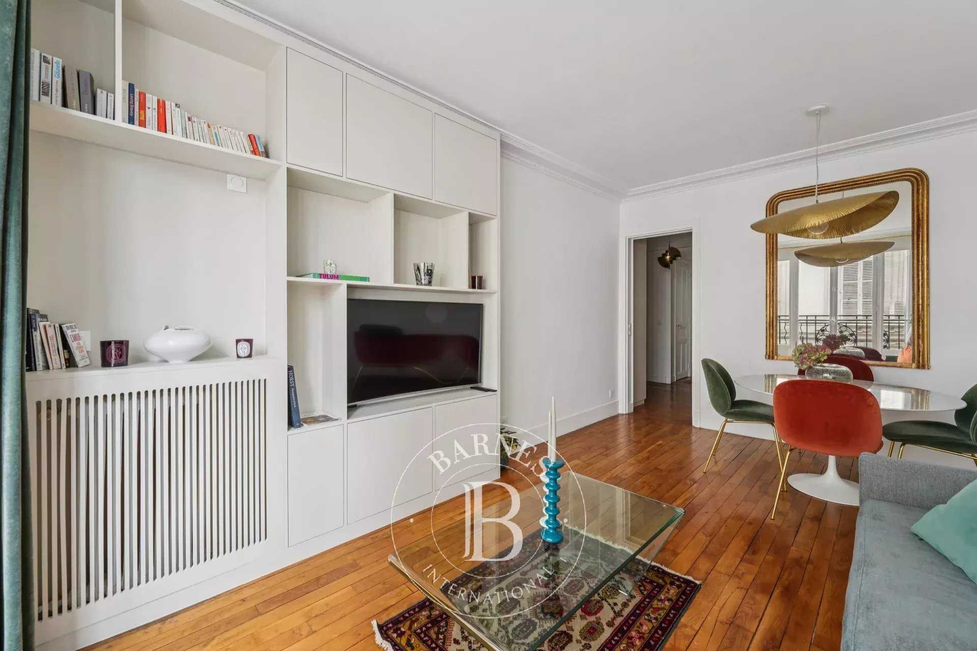 Paris  - Appartement 2 Pi&egrave;ces, 1 Chambre