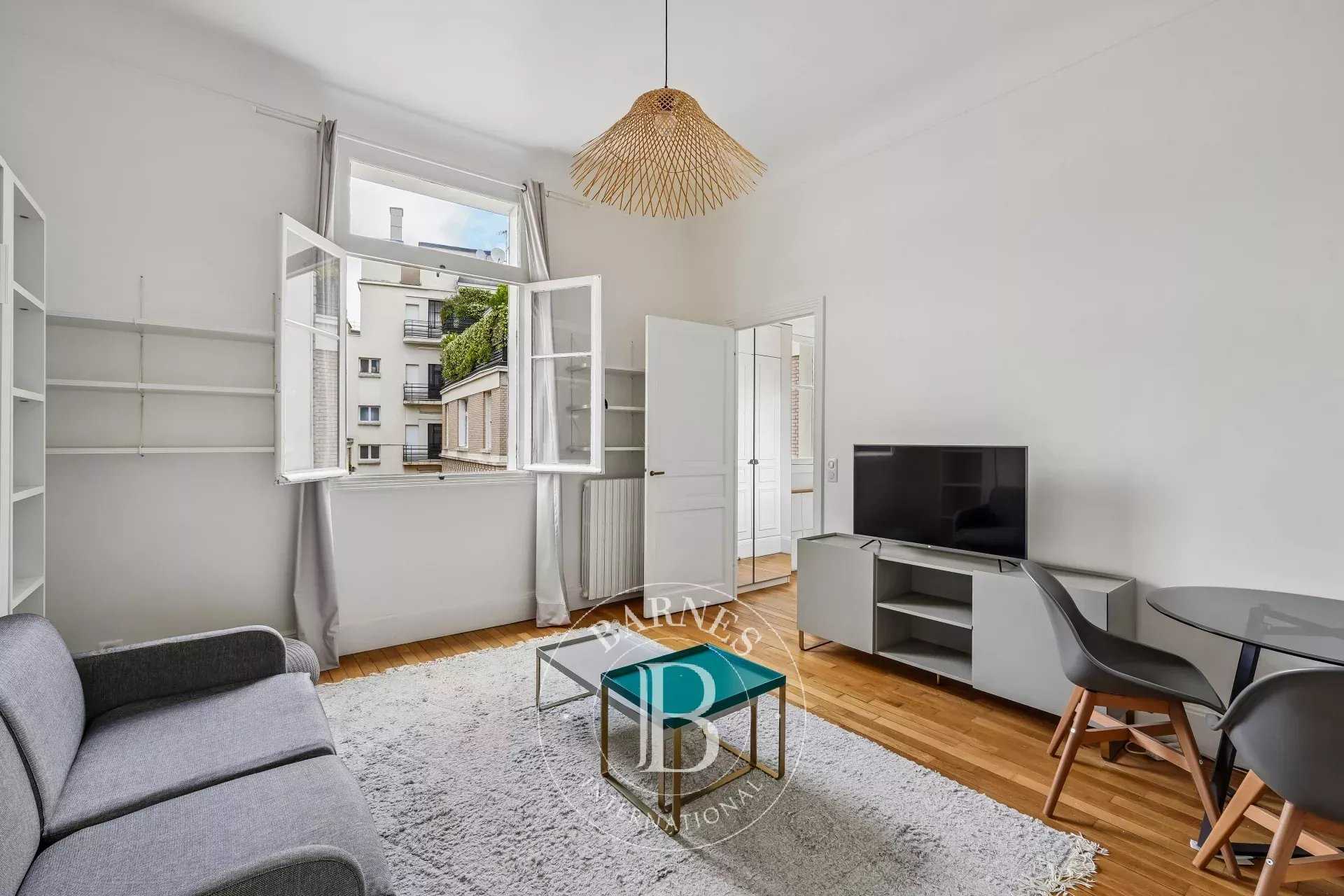 Paris  - Apartment 