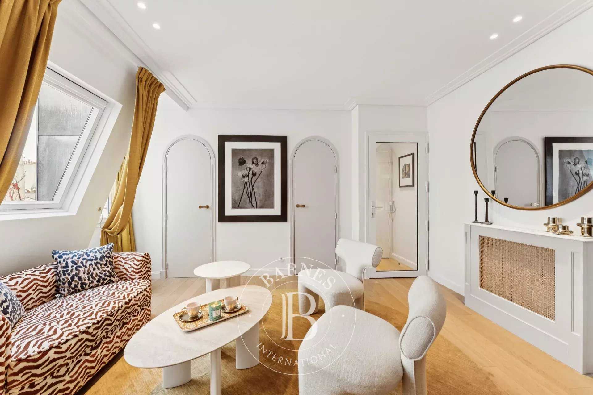 Paris  - Piso 1 Cuarto