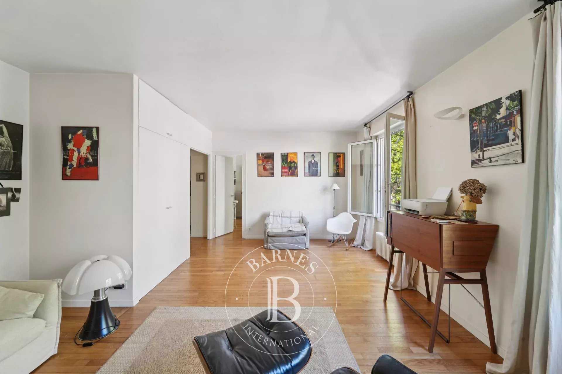 Paris  - Piso 2 Cuartos, 1 Habitacion