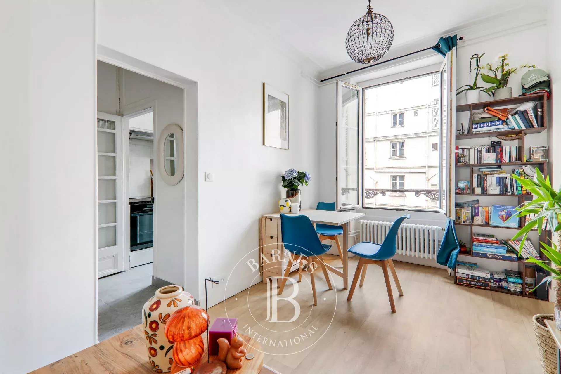 Paris  - Piso 2 Cuartos, 1 Habitacion