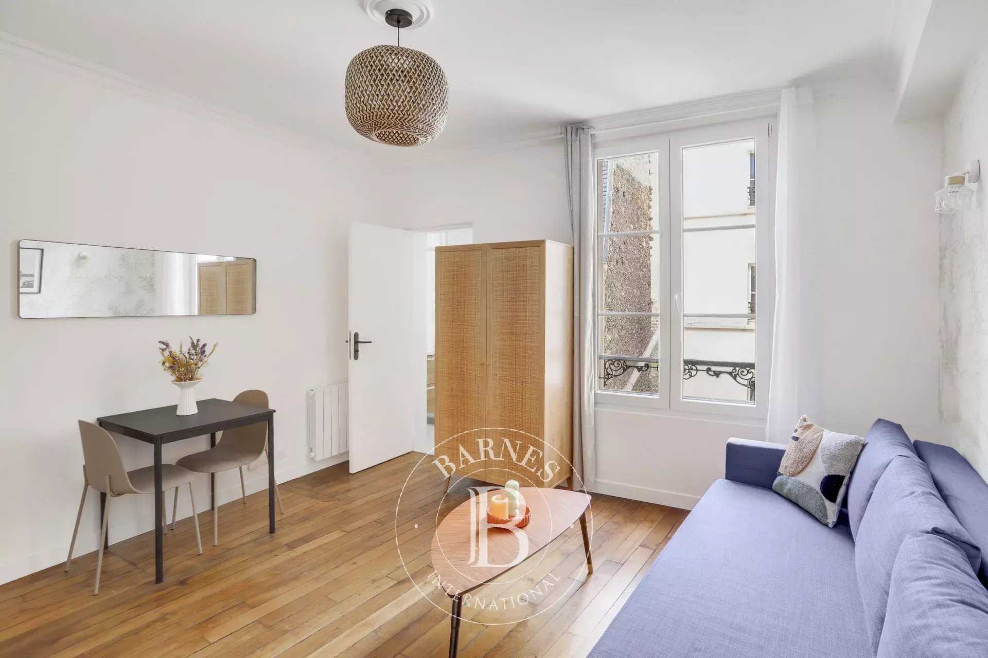 Paris  - Piso 1 Cuarto