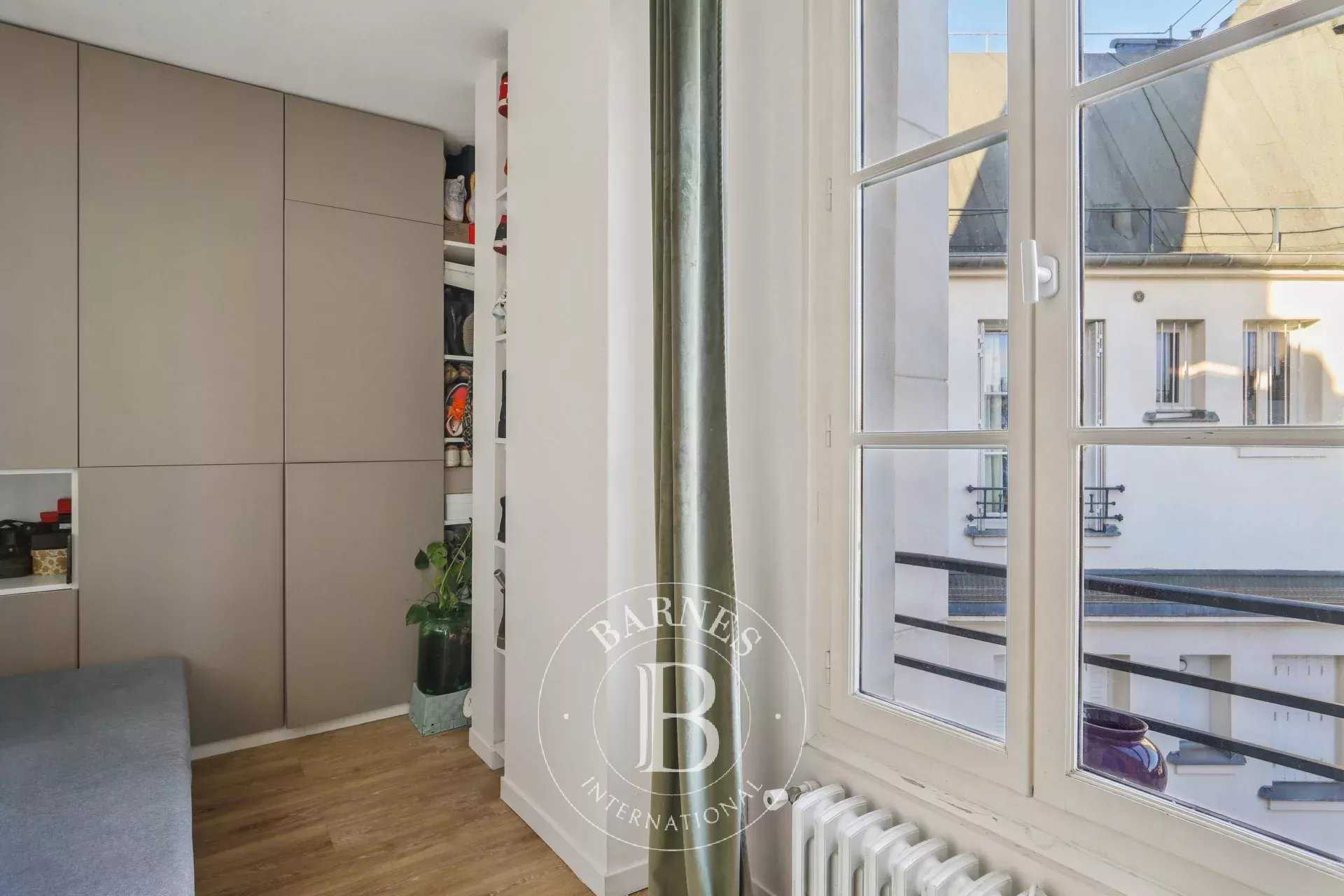 Paris  - Piso 1 Cuarto