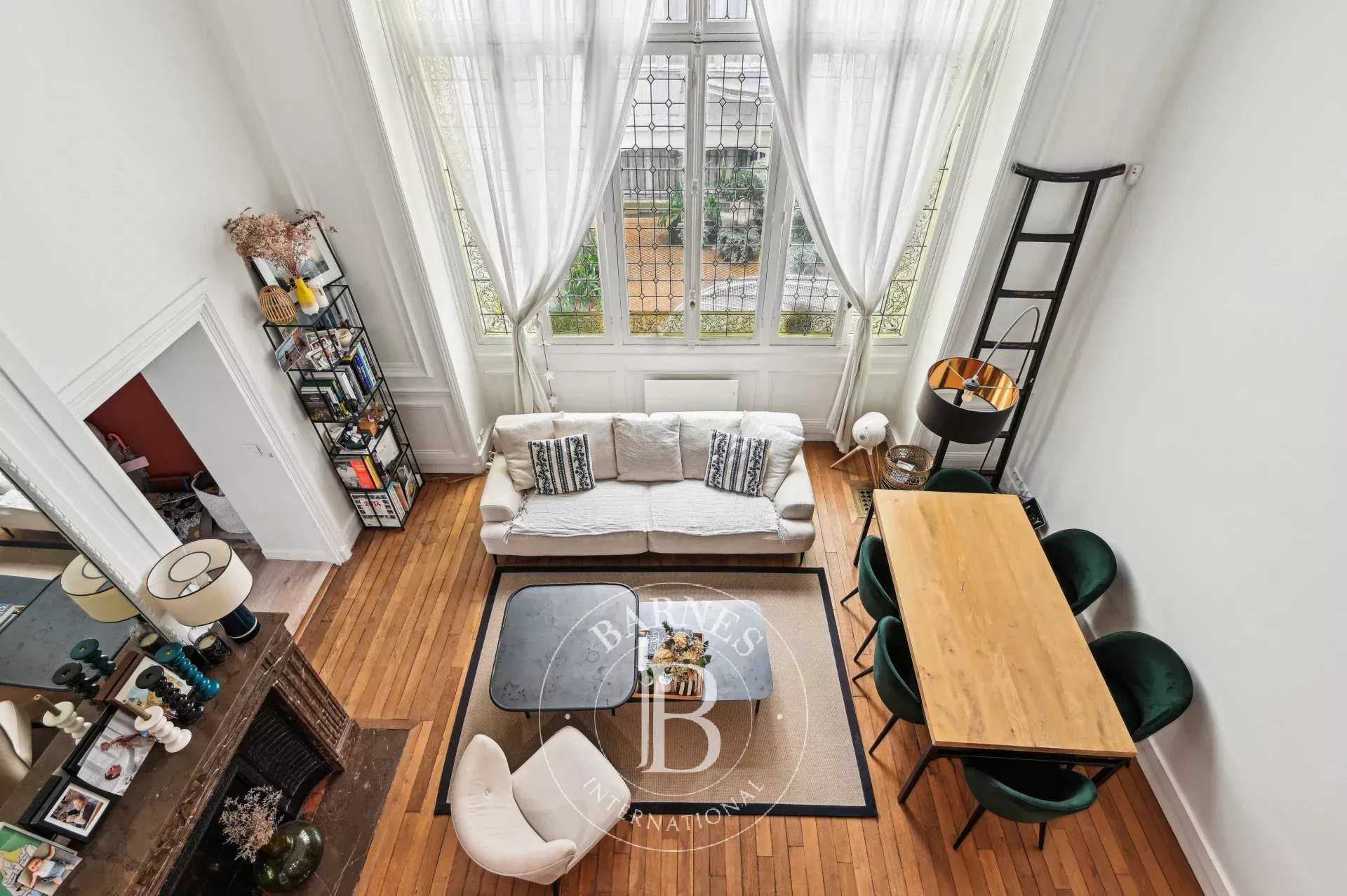 Paris  - Piso 3 Cuartos 2 Habitaciones