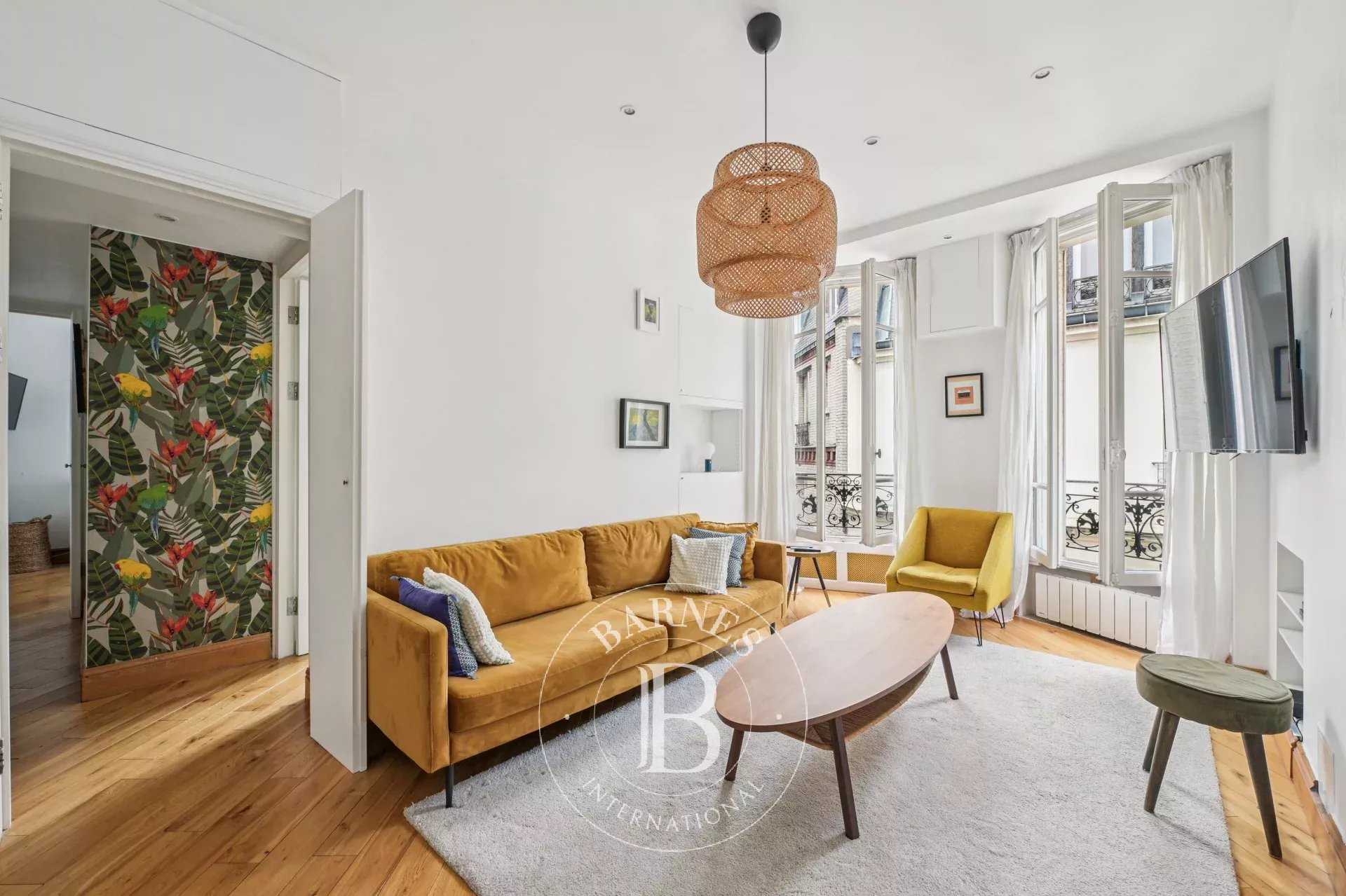 Paris  - Appartement 3 Pi&egrave;ces 2 Chambres