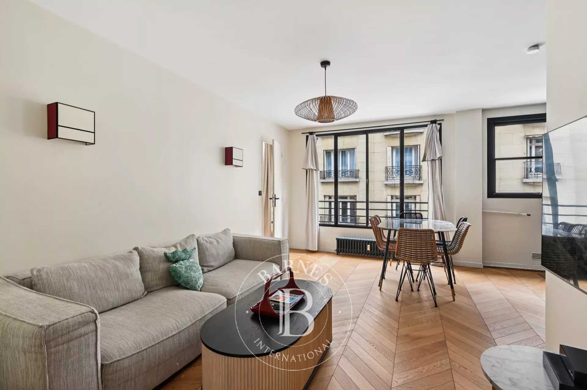 Paris  - Piso 3 Cuartos 2 Habitaciones